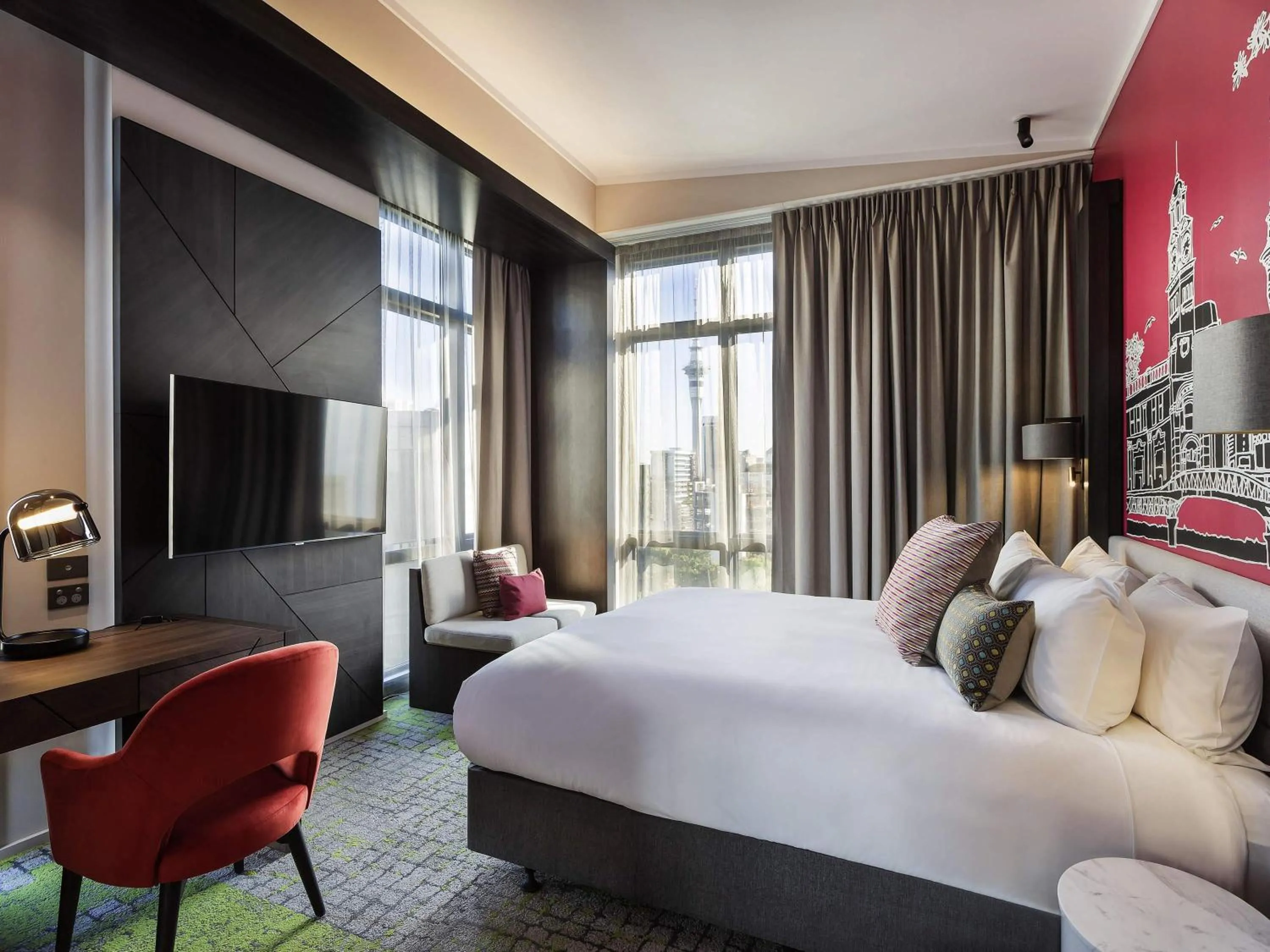 Bedroom, Bed in Mercure Auckland Queen Street