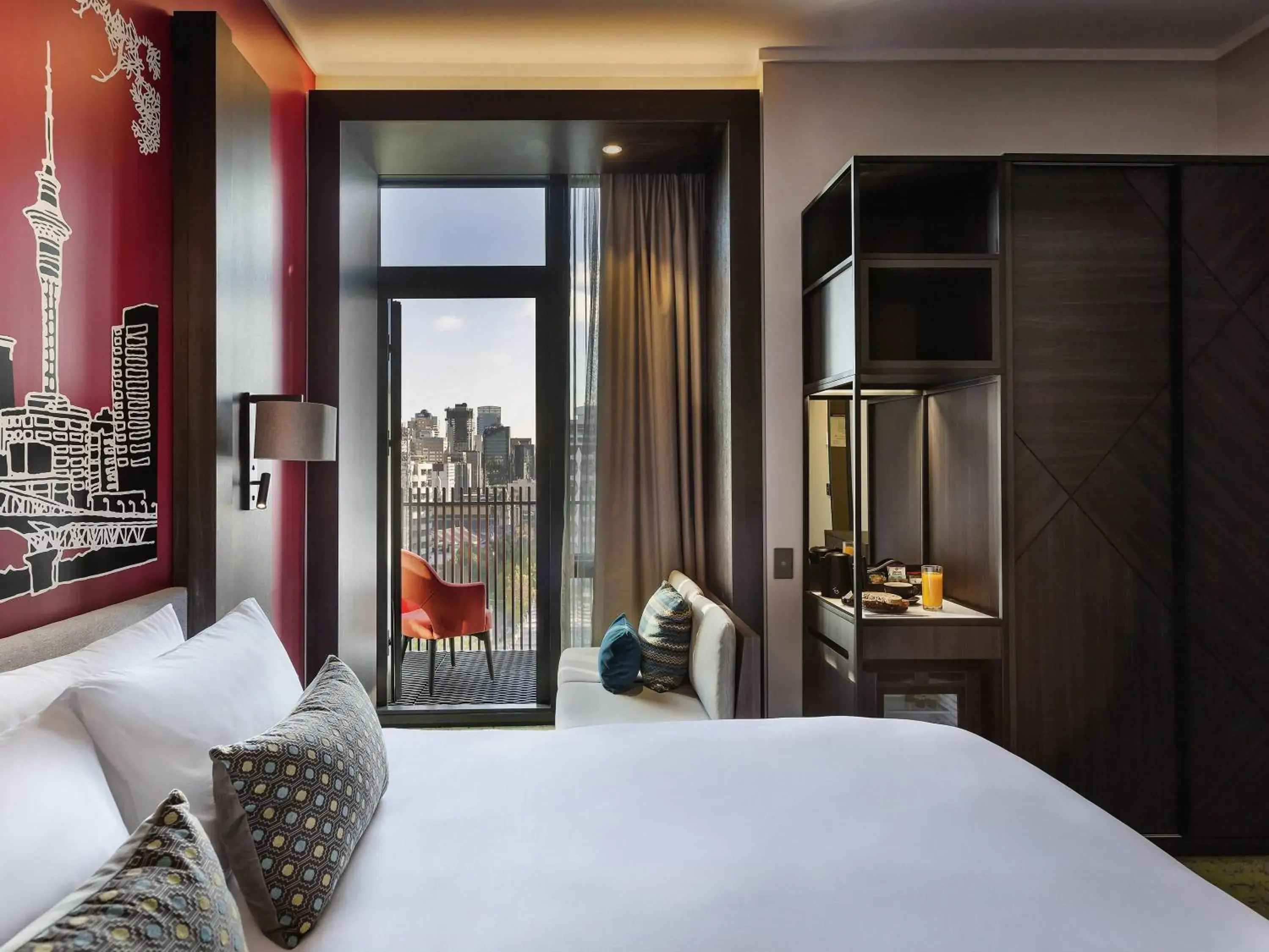 Property building, Bed in Mercure Auckland Queen Street Property building, Bed in Mercure Auckland Queen Street