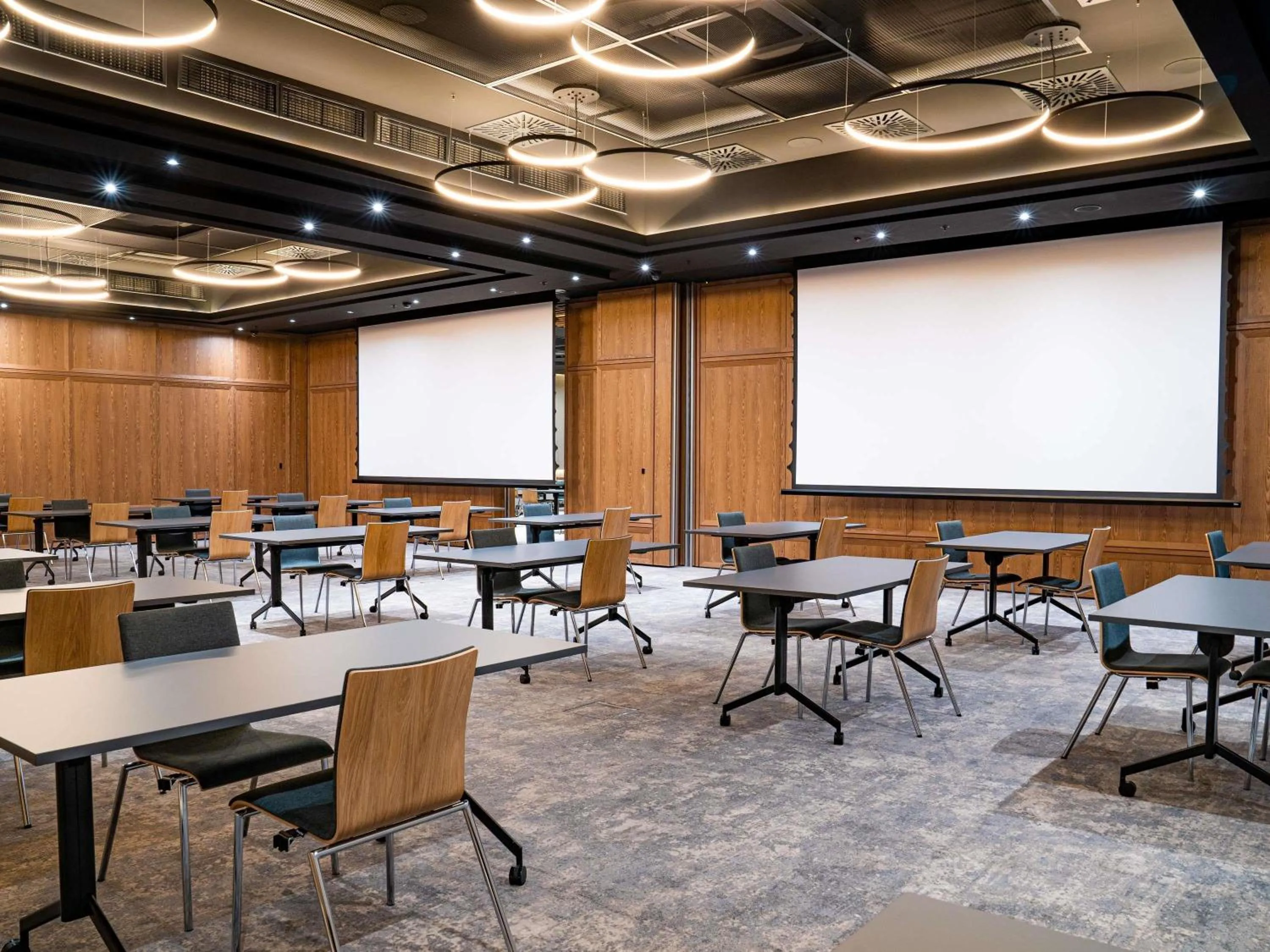 Meeting/conference room in Mercure Krakow Fabryczna City