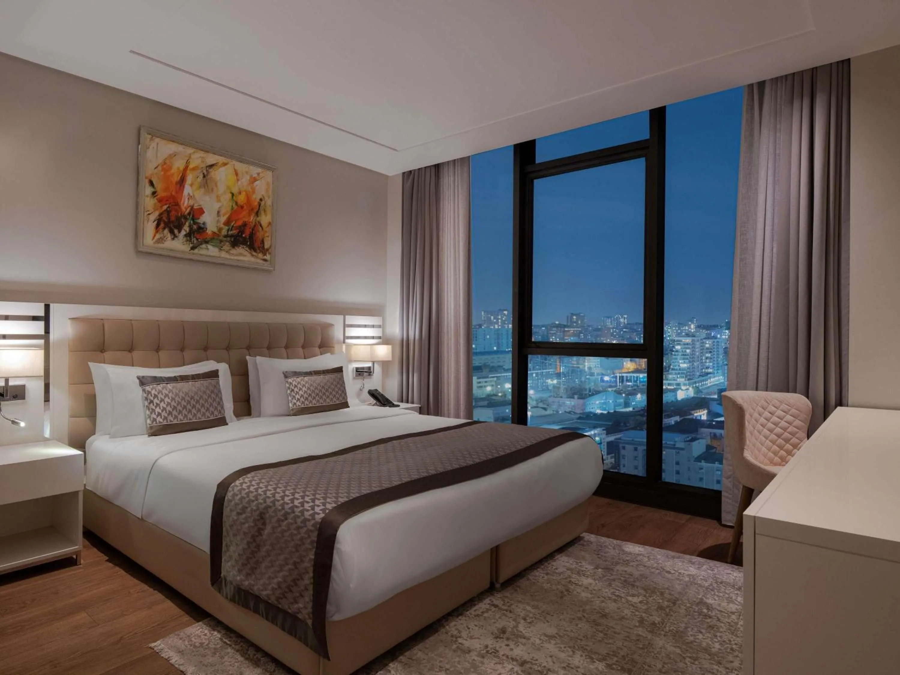 Bedroom, Bed in Movenpick Living Istanbul West