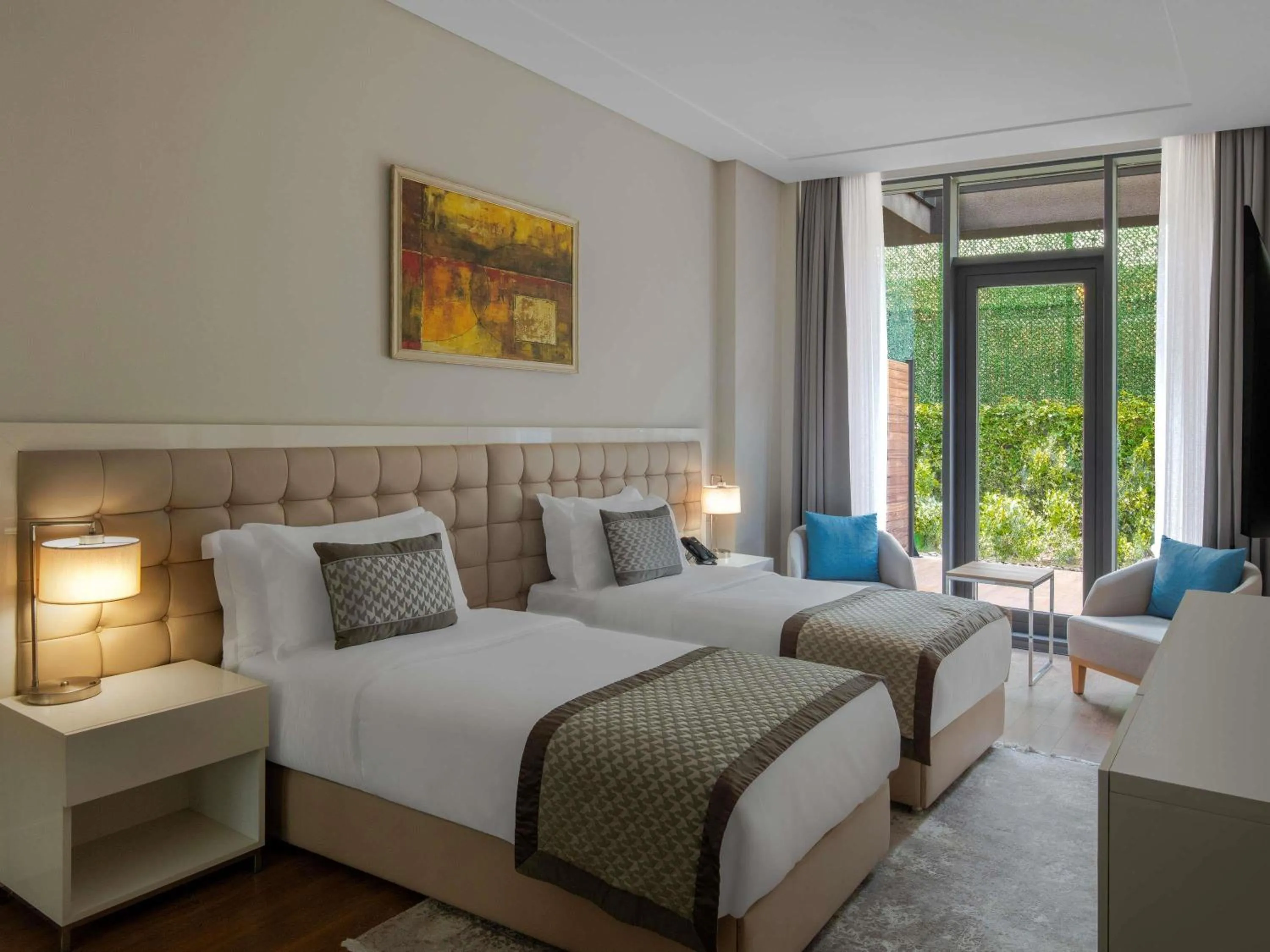Bedroom, Bed in Movenpick Living Istanbul West