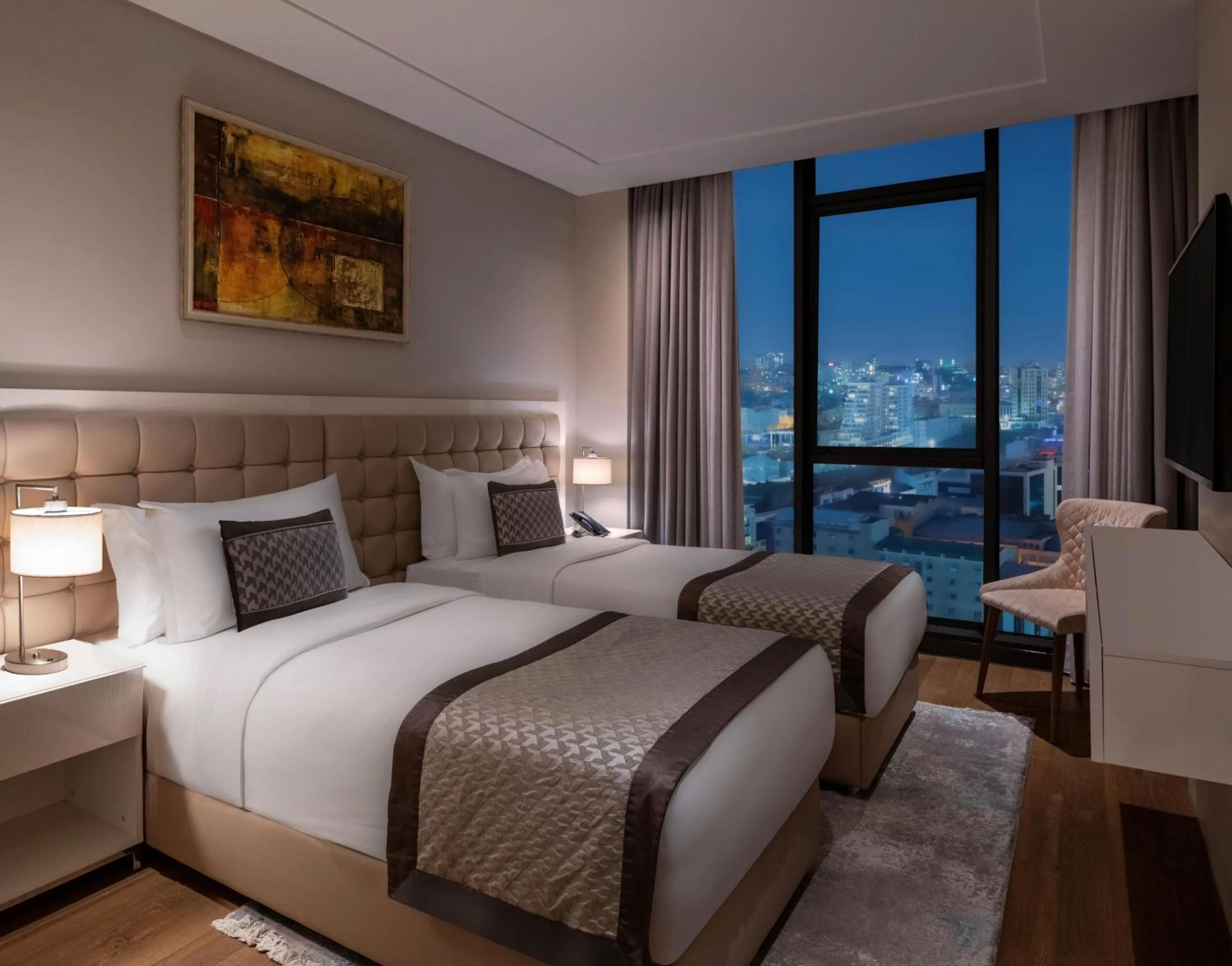 Bedroom, Bed in Movenpick Living Istanbul West