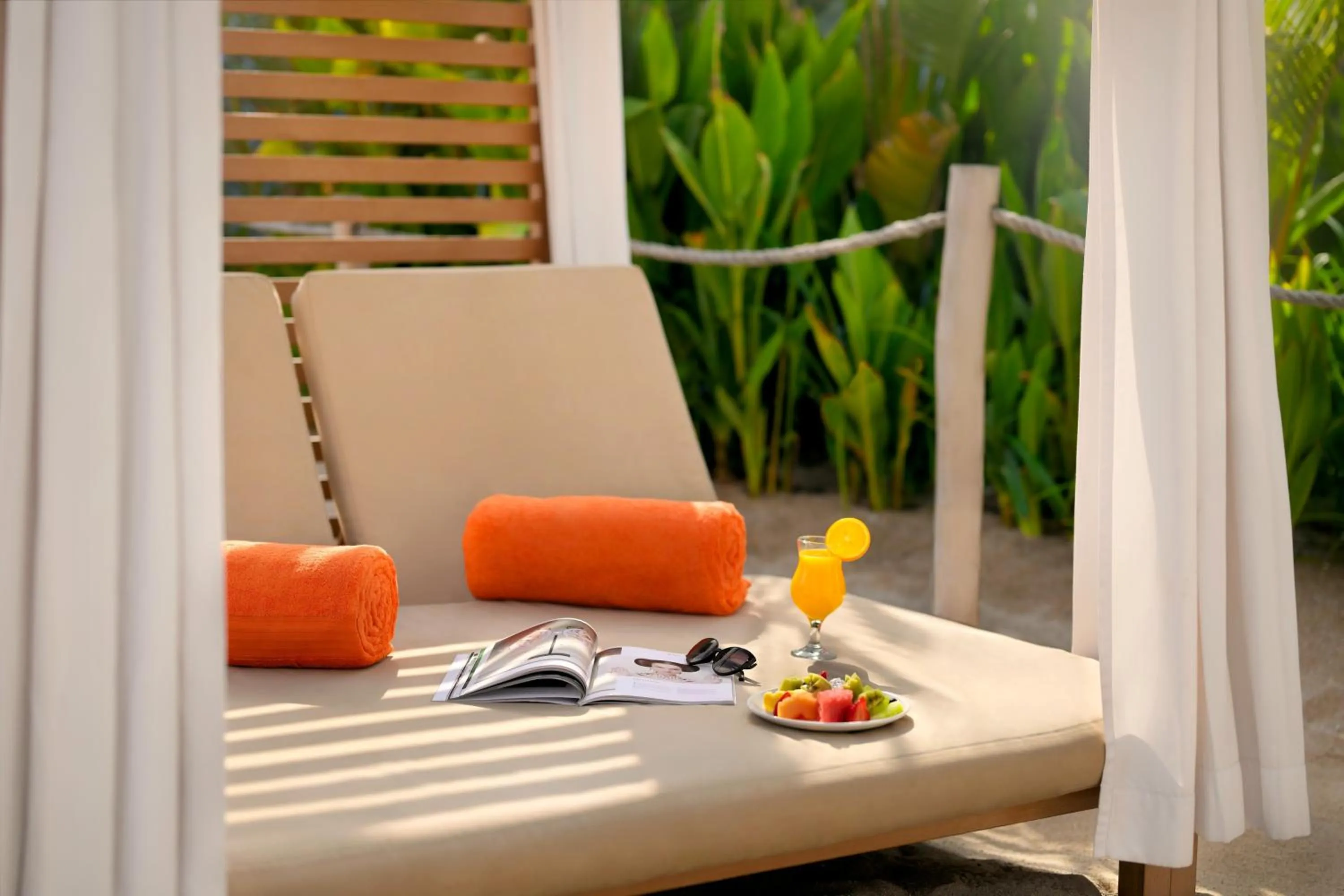 Beach in Adagio Premium The Palm