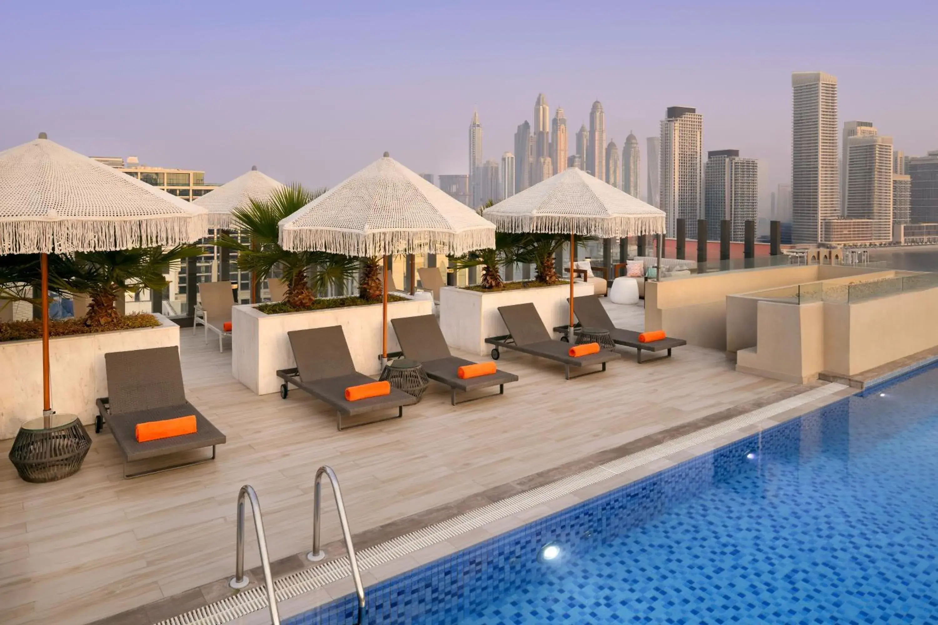 Swimming pool in Adagio Premium The Palm Swimming pool in Adagio Premium The Palm