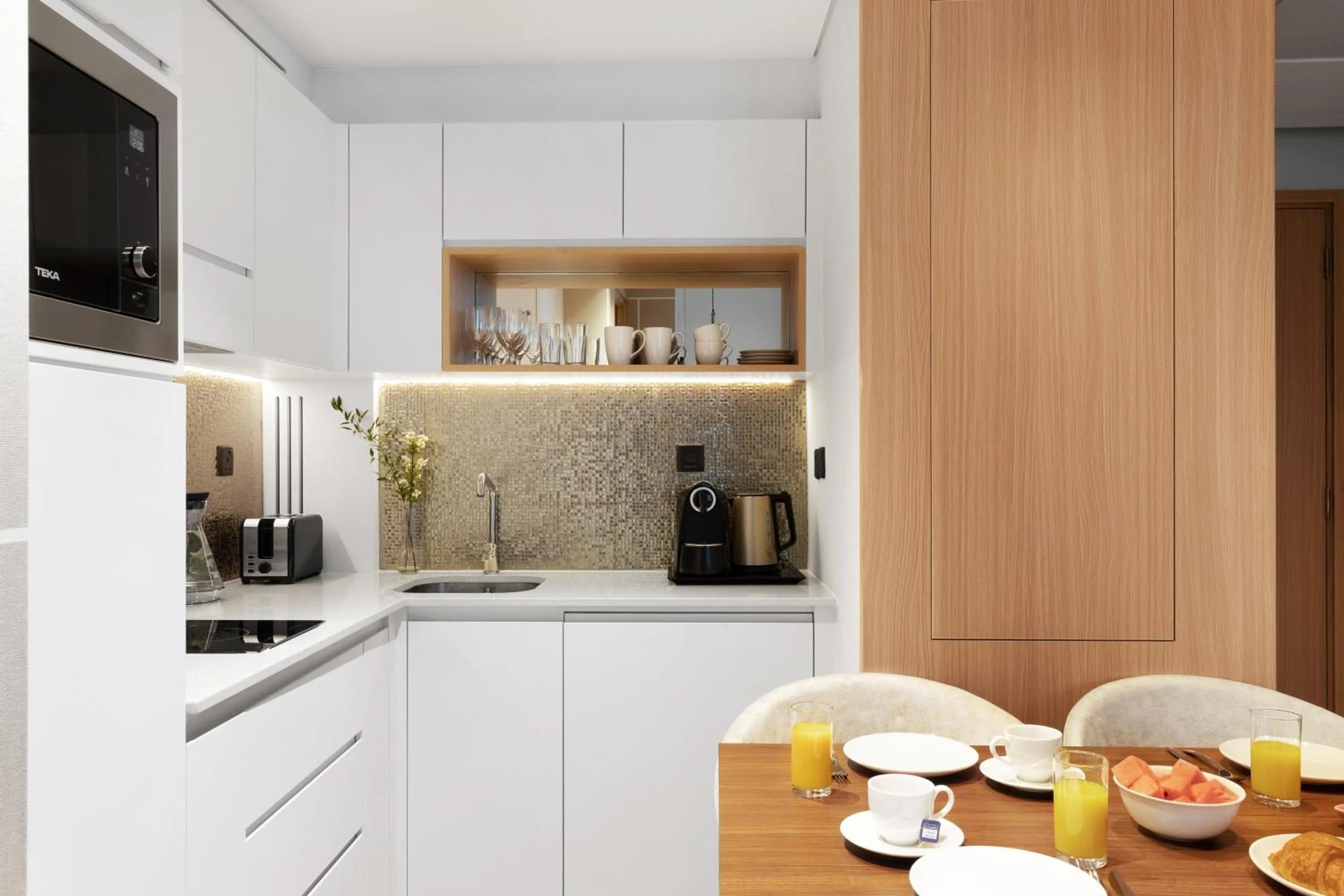 Kitchen or kitchenette in Adagio Premium The Palm