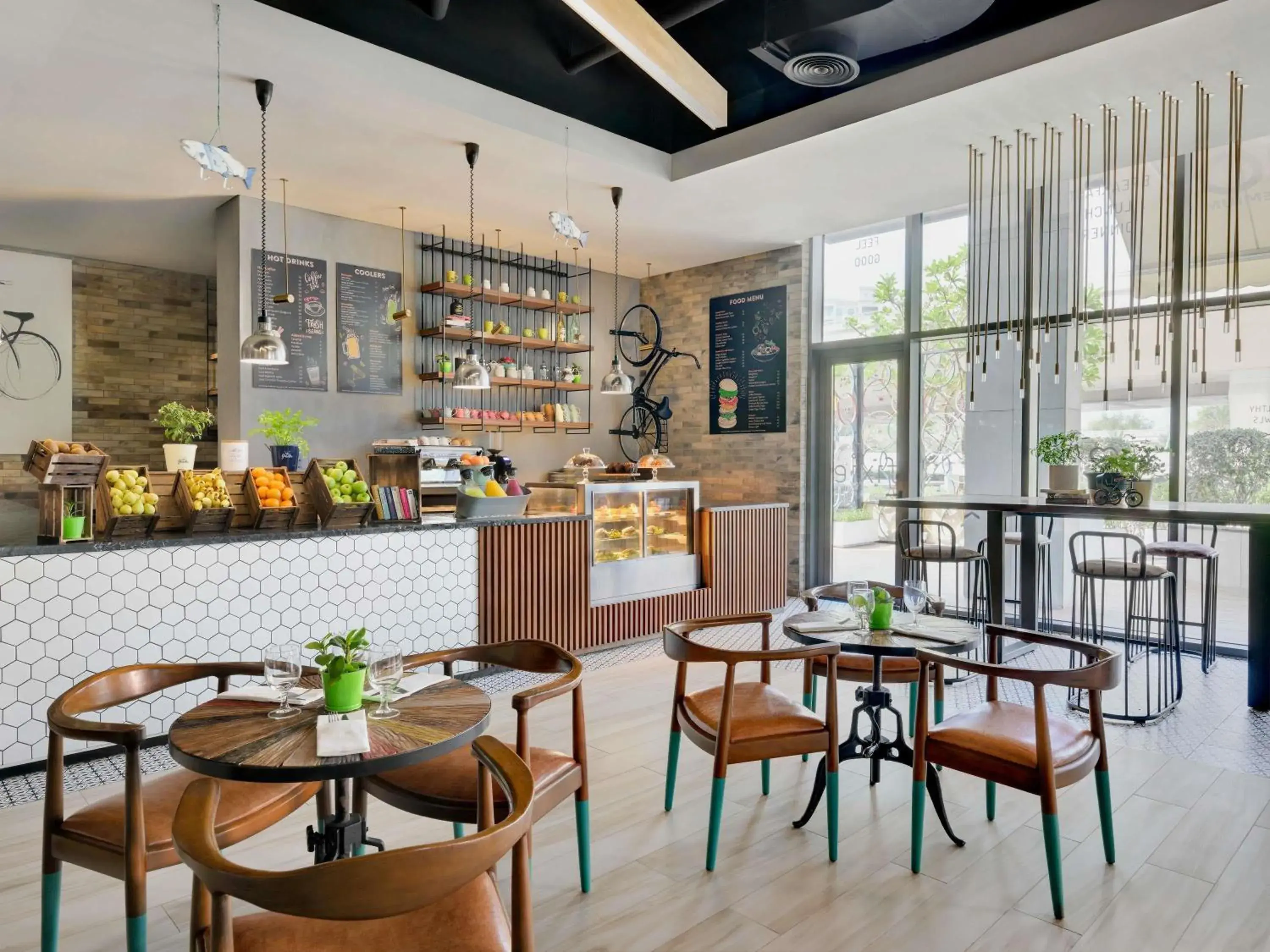 Restaurant/places to eat in Adagio Premium The Palm Restaurant/places to eat in Adagio Premium The Palm