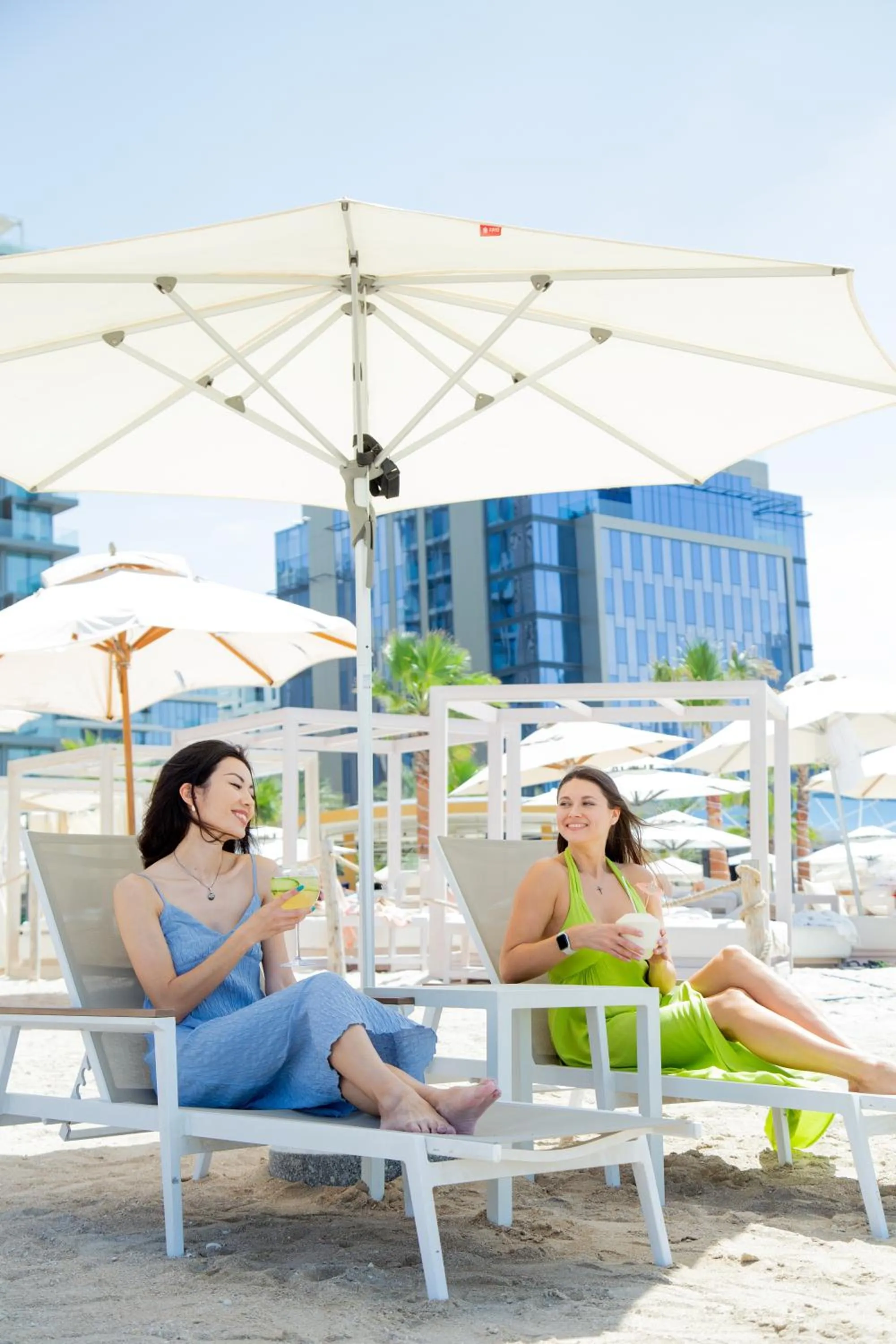 People in Adagio Premium The Palm