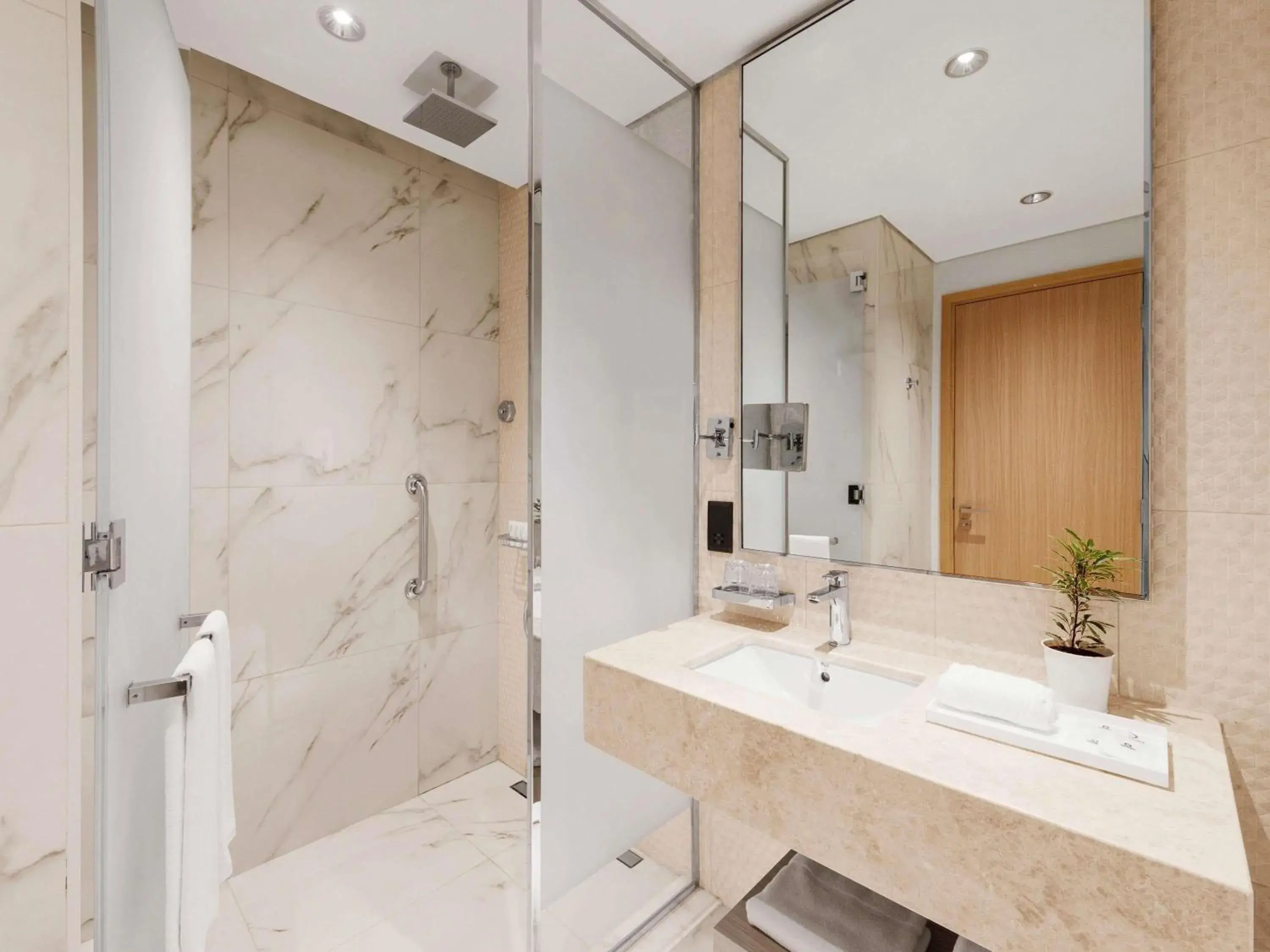 Bedroom in Adagio Premium The Palm Bedroom in Adagio Premium The Palm