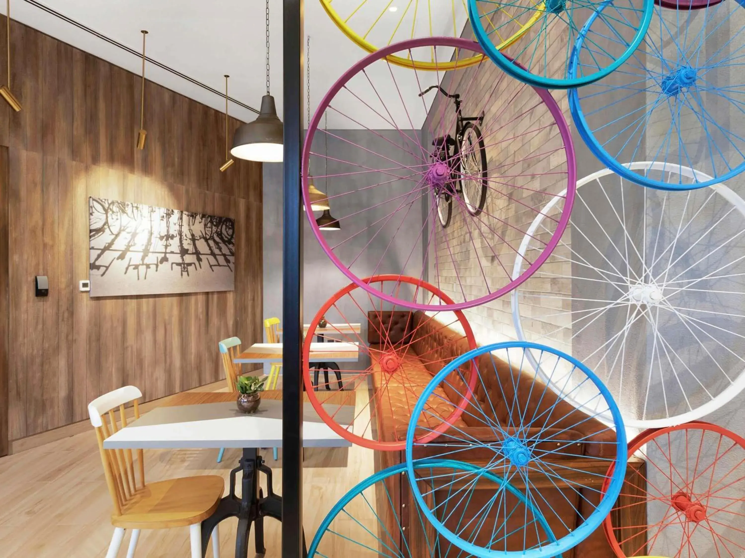 Restaurant/places to eat in Adagio Premium The Palm Restaurant/places to eat in Adagio Premium The Palm