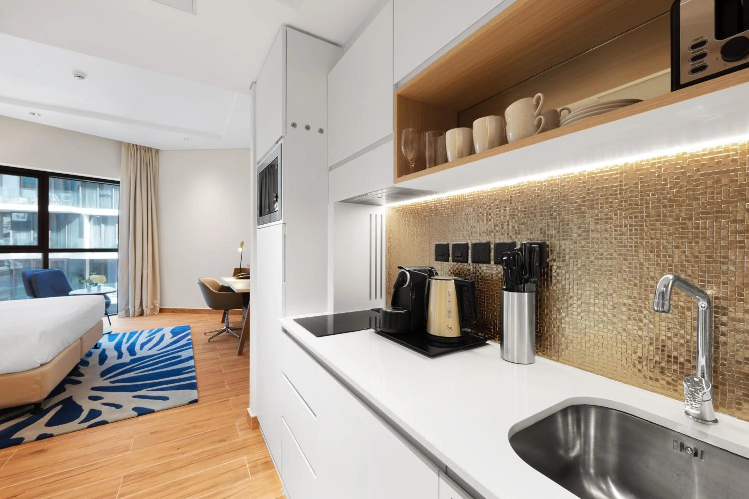 Kitchen or kitchenette in Adagio Premium The Palm