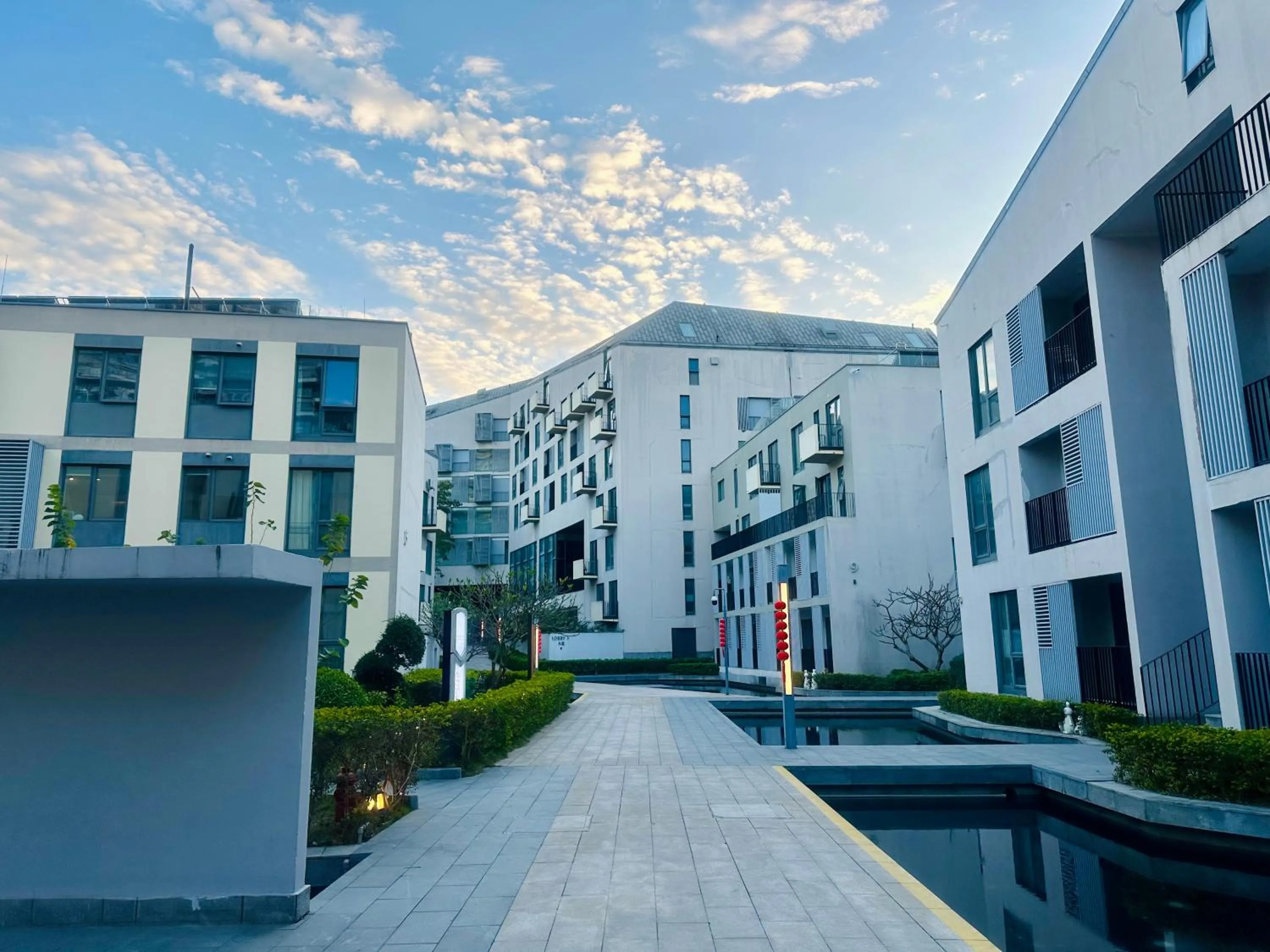 Property building in CM Serviced Apartment Shenzhen Hillside