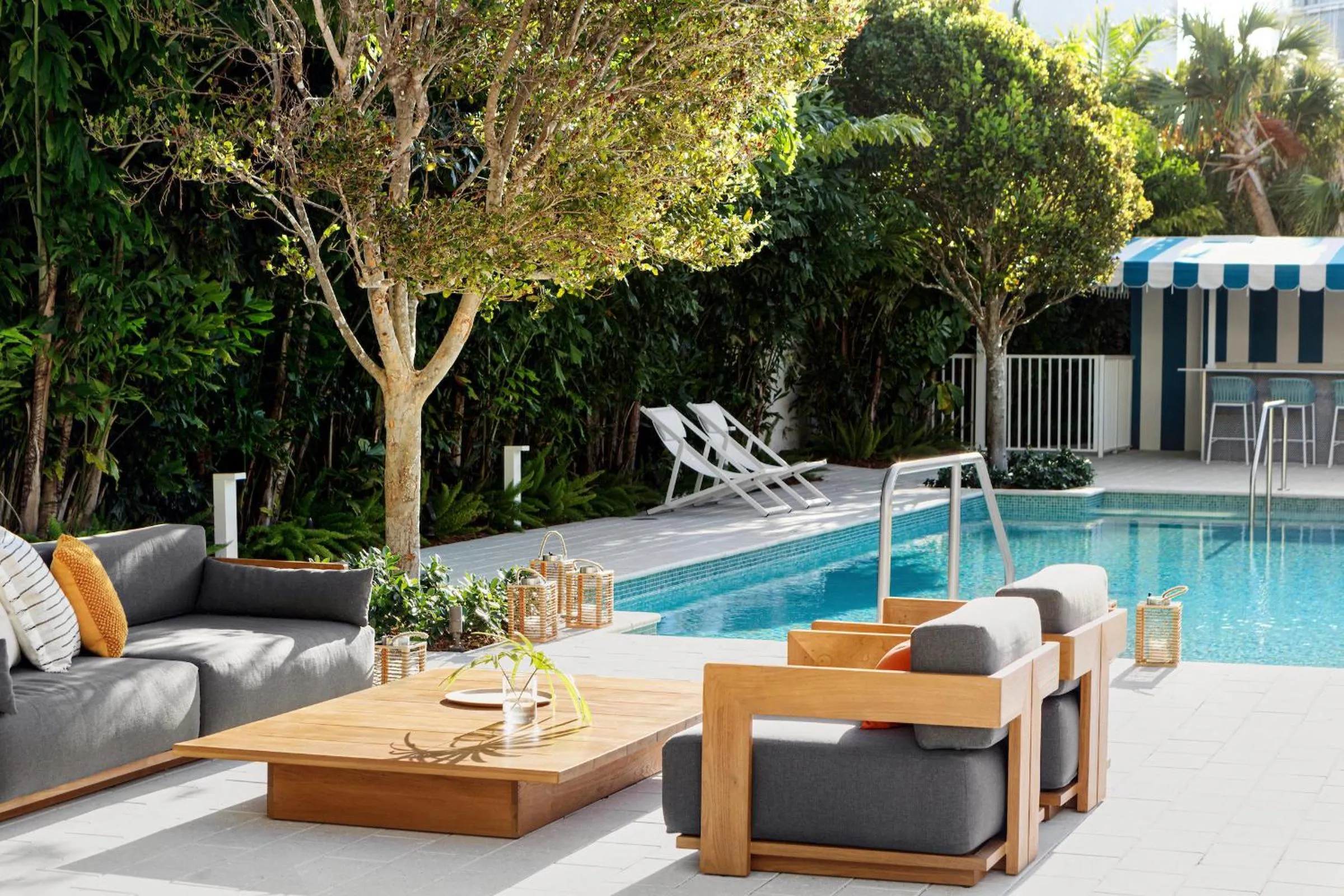 Swimming pool in The Kimpton Shorebreak Fort Lauderdale Beach Resort