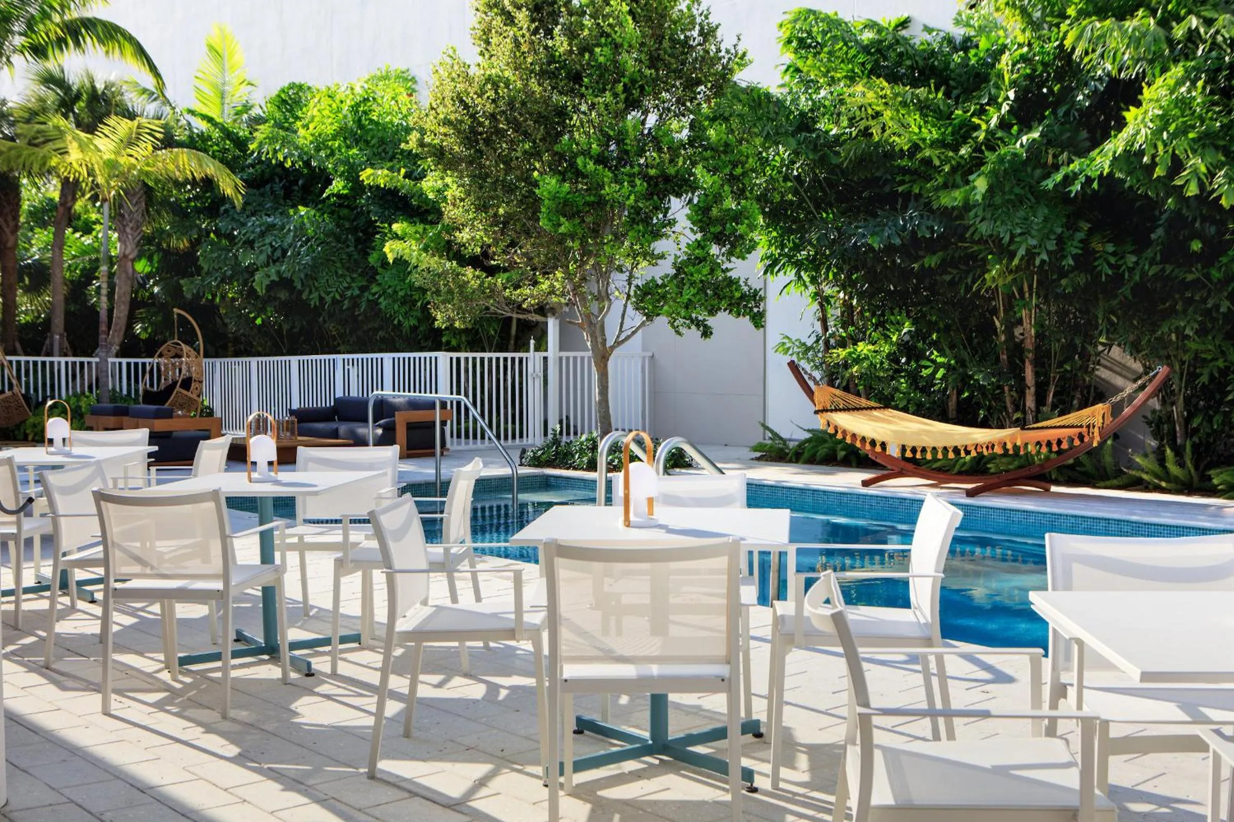 Swimming pool in The Kimpton Shorebreak Fort Lauderdale Beach Resort
