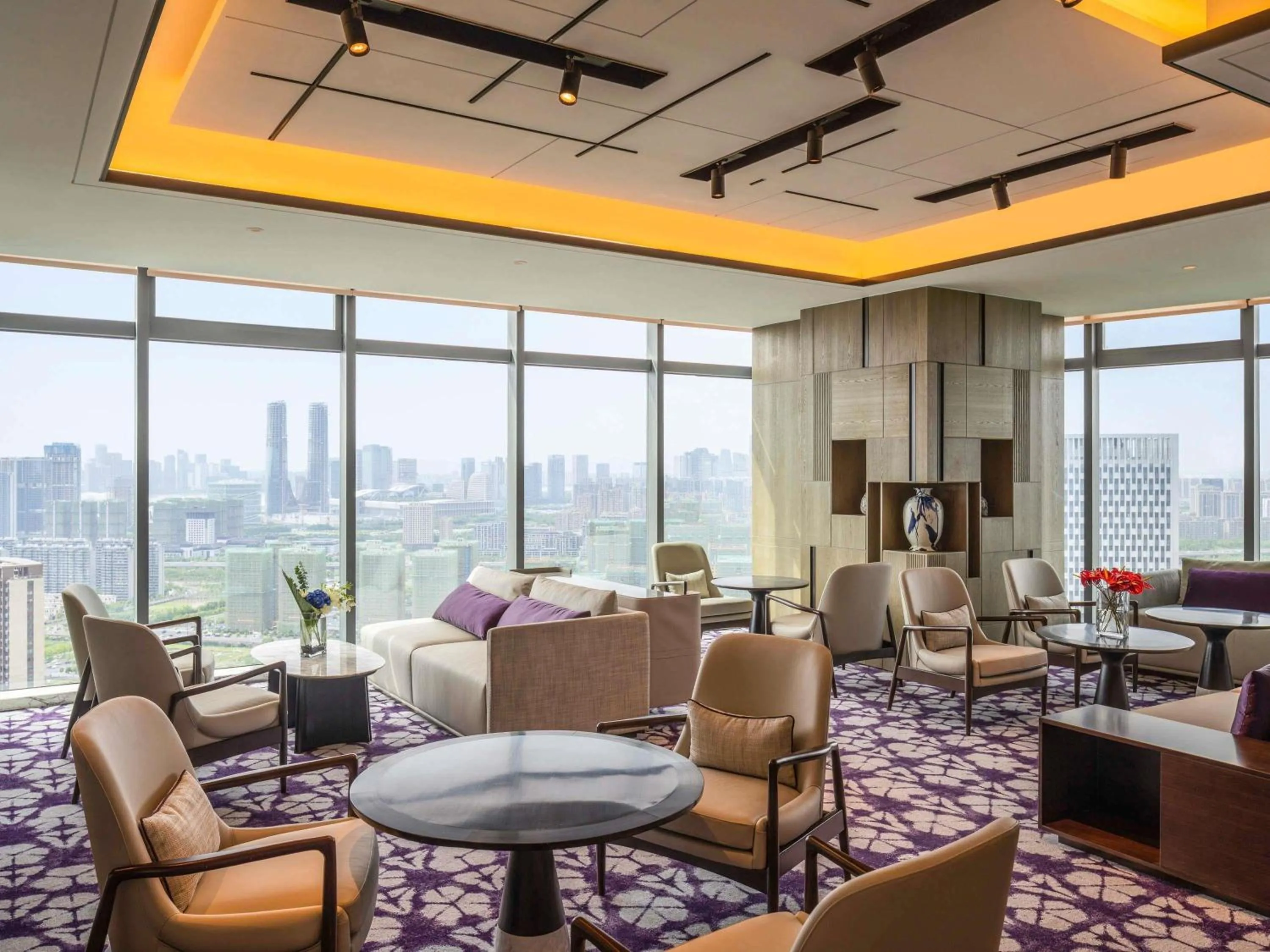 Lounge or bar in Sofitel Hangzhou Yingguan-Olympic Center Hotel
