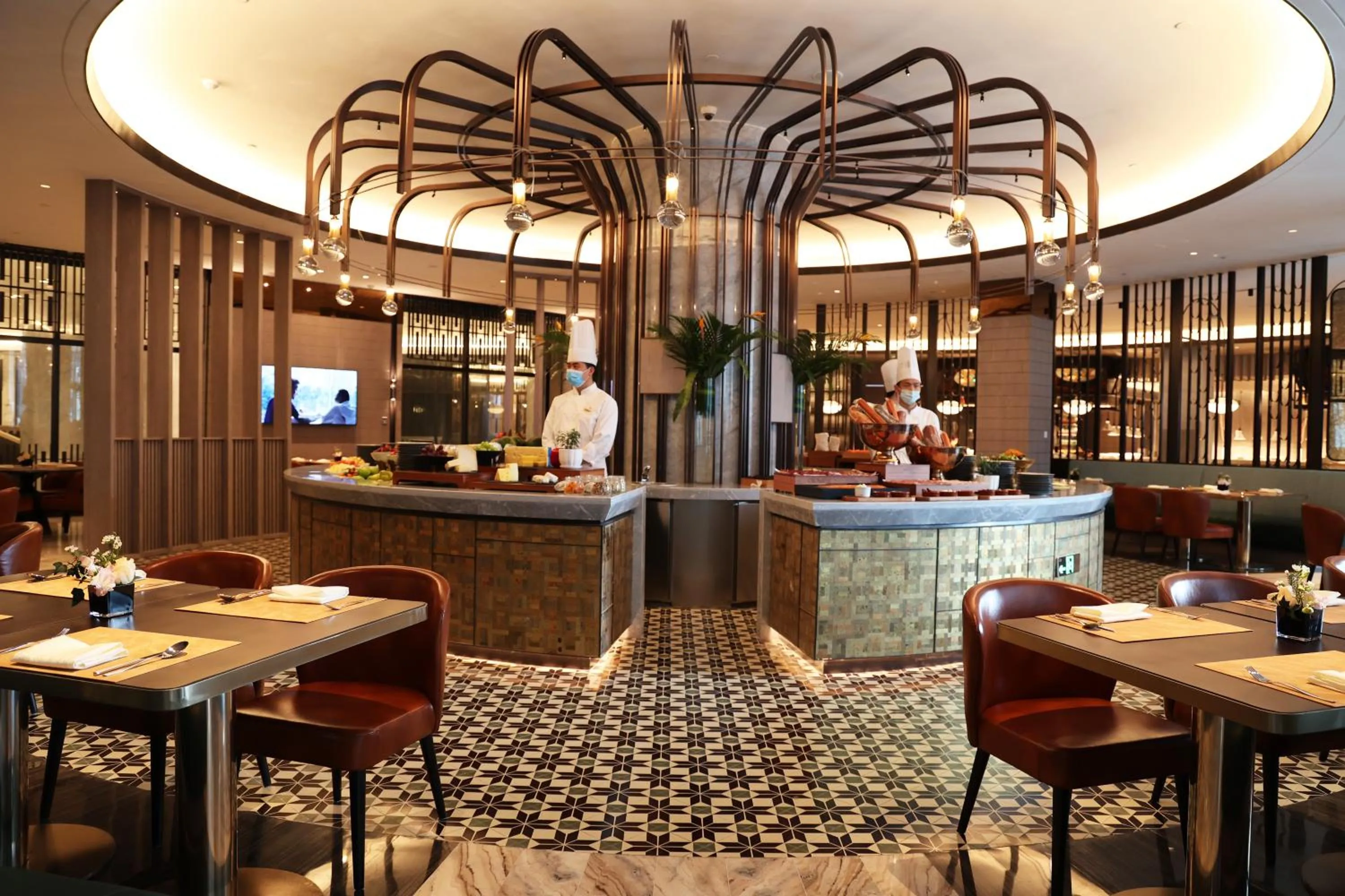 Restaurant/places to eat in Sofitel Hangzhou Yingguan-Olympic Center Hotel