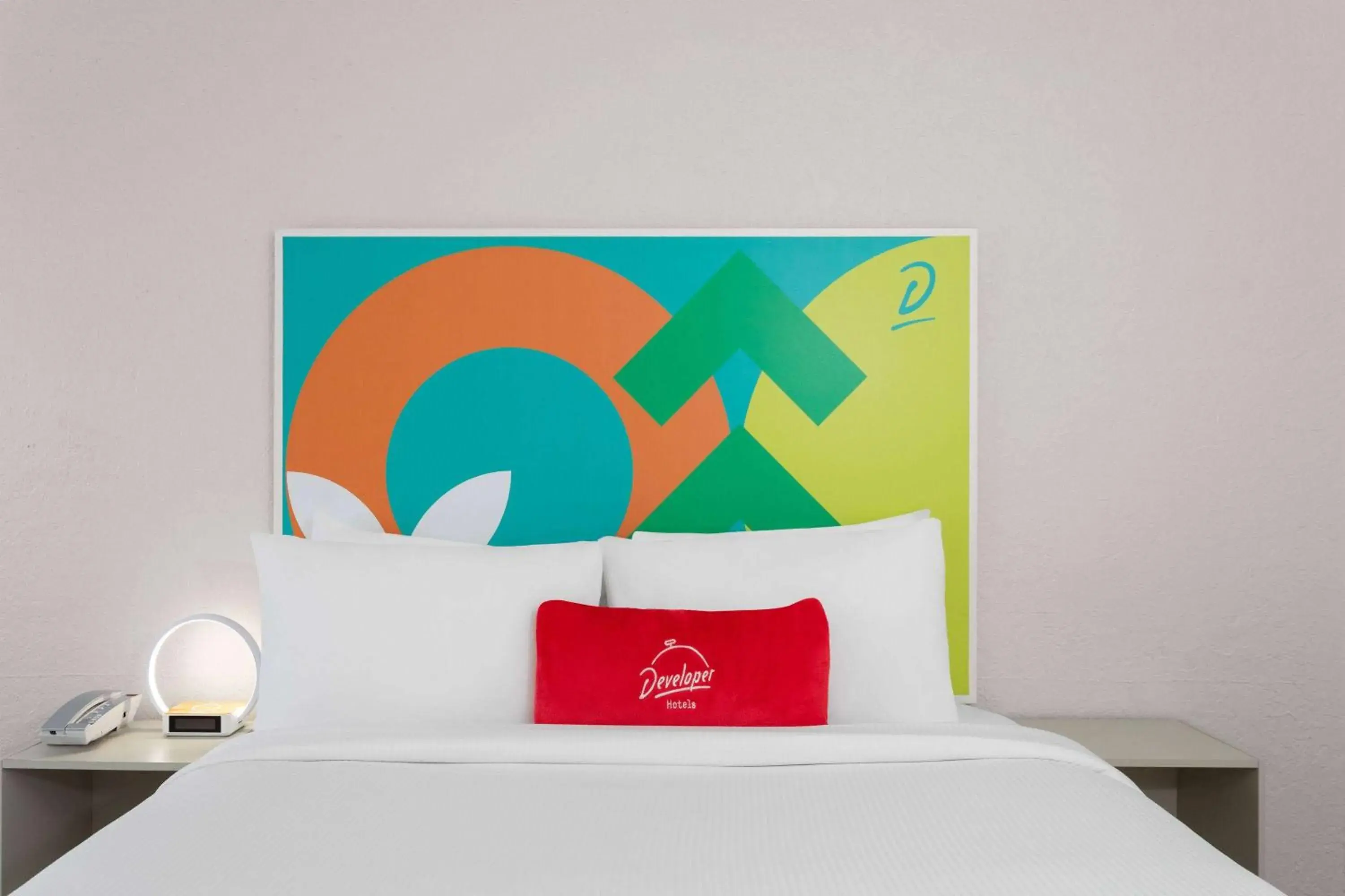 Photo of the whole room, Bed in Travelodge by Wyndham Orlando Lake Buena Vista South Photo of the whole room, Bed in Travelodge by Wyndham Orlando Lake Buena Vista South