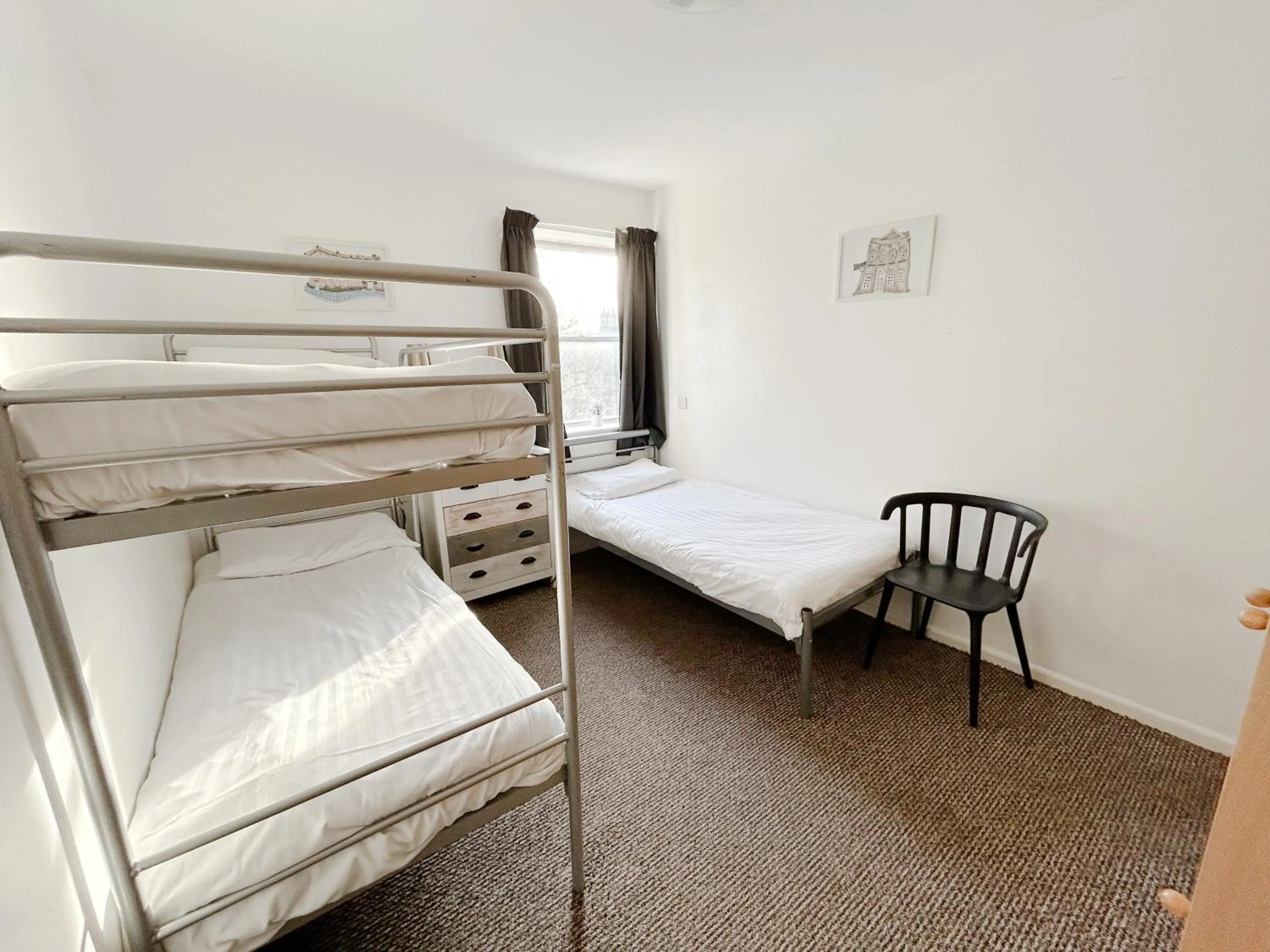 Bed in Bath YMCA Hostel