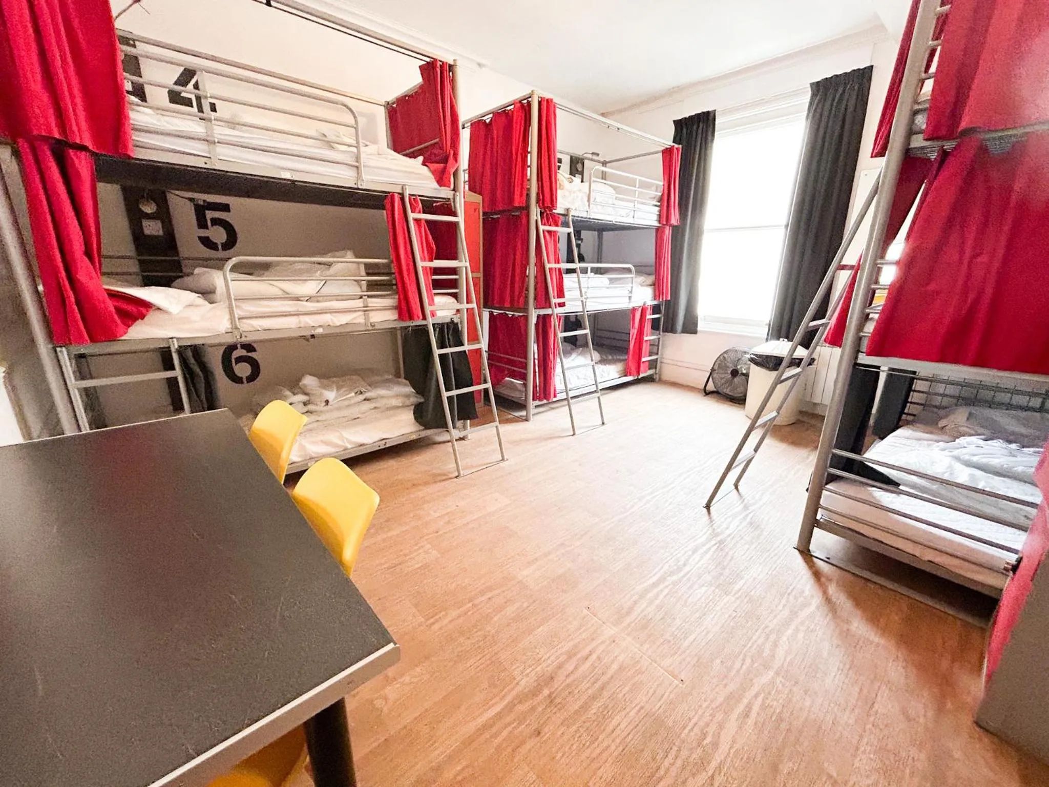 Photo of the whole room, Bed in Bath YMCA Hostel