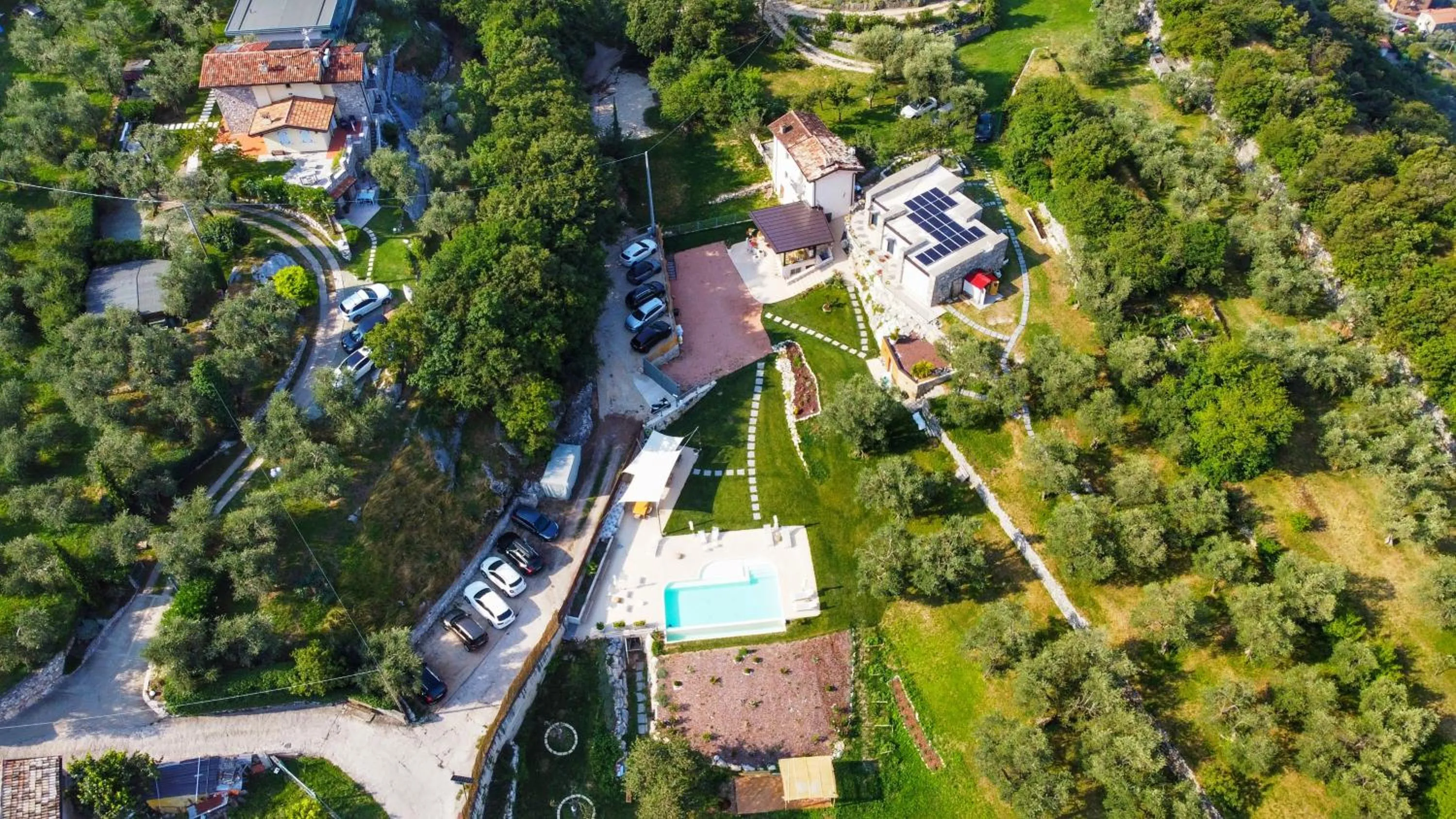 Bird's eye view in Elle Ecoholiday