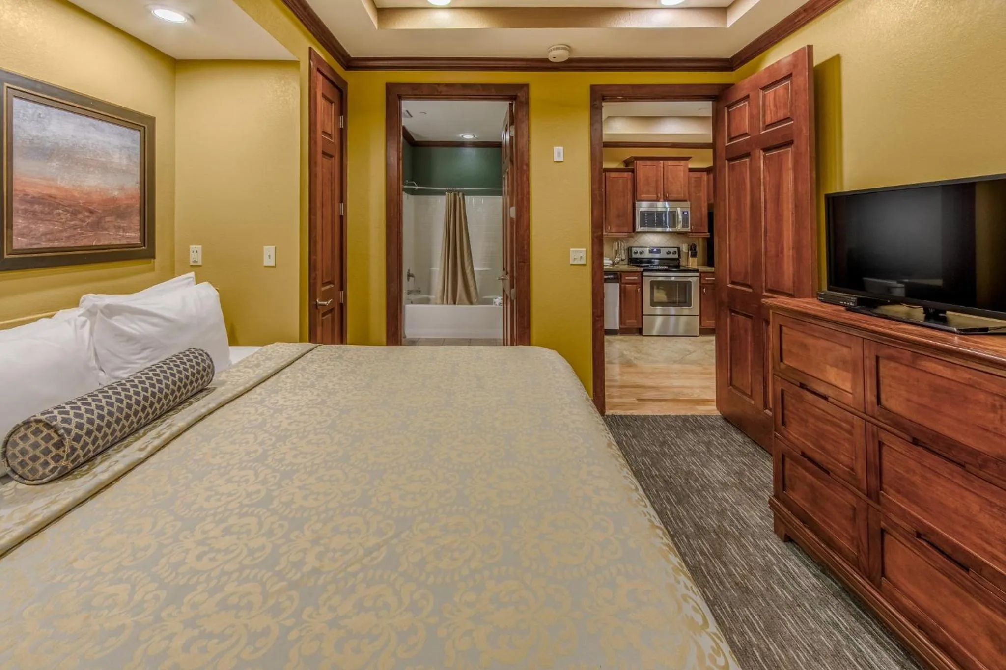 Photo of the whole room, Bed in Holiday Inn Club Vacations Galveston Seaside Resort