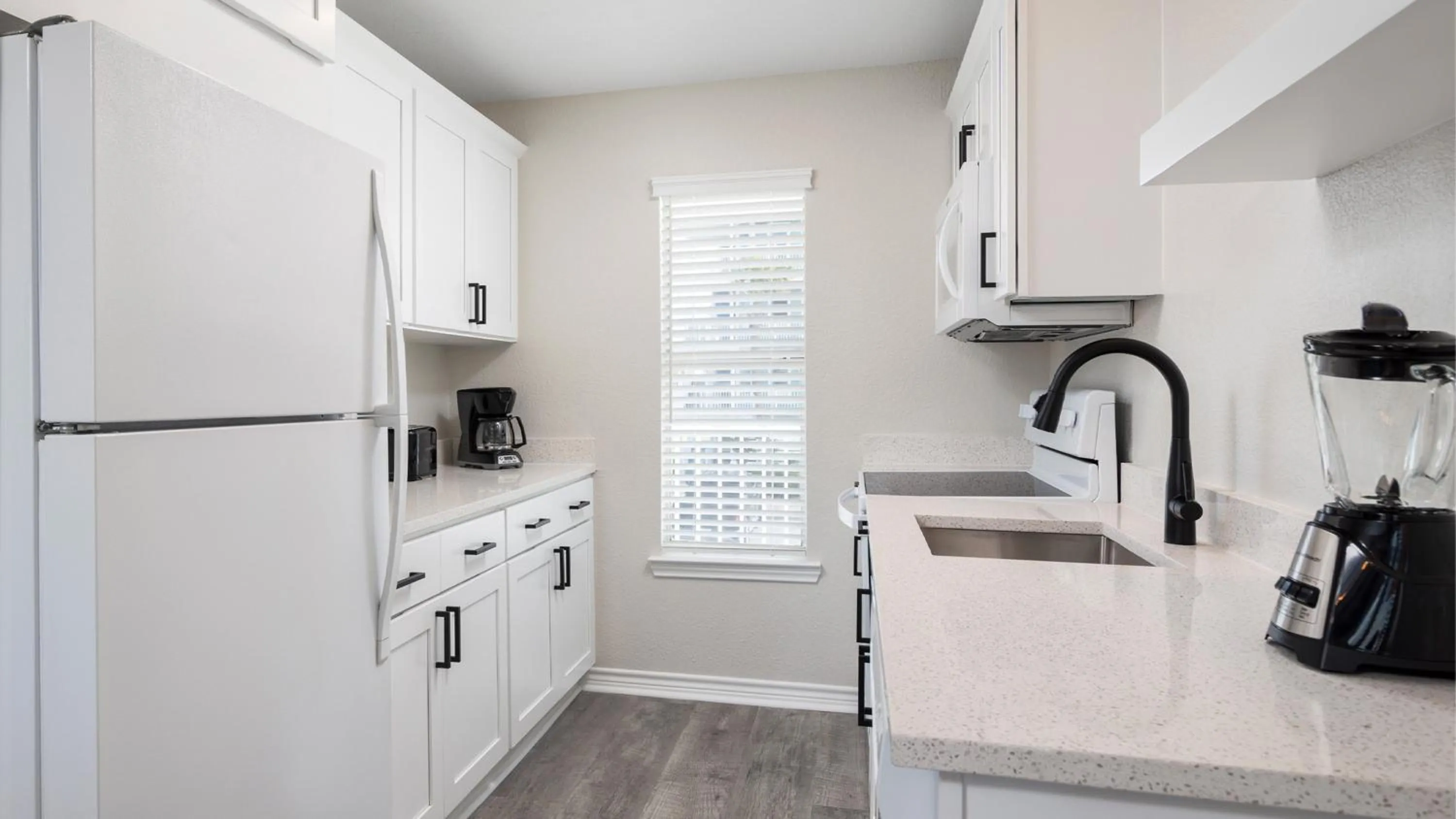 Photo of the whole room in Holiday Inn Club Vacations Galveston Seaside Resort