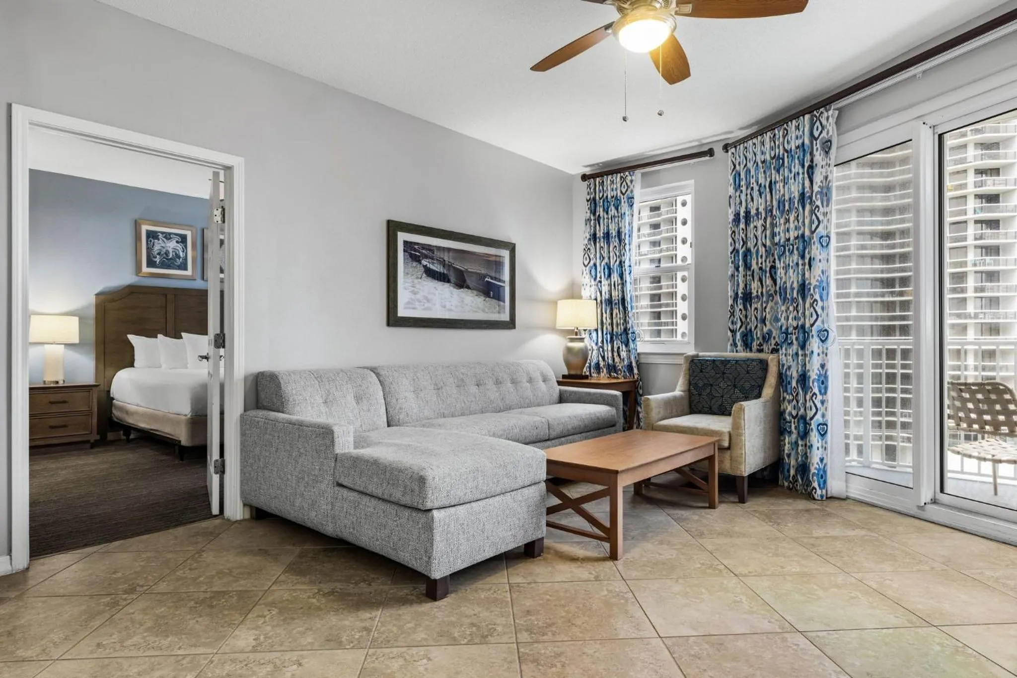 Living room in Club Wyndham at Majestic Sun