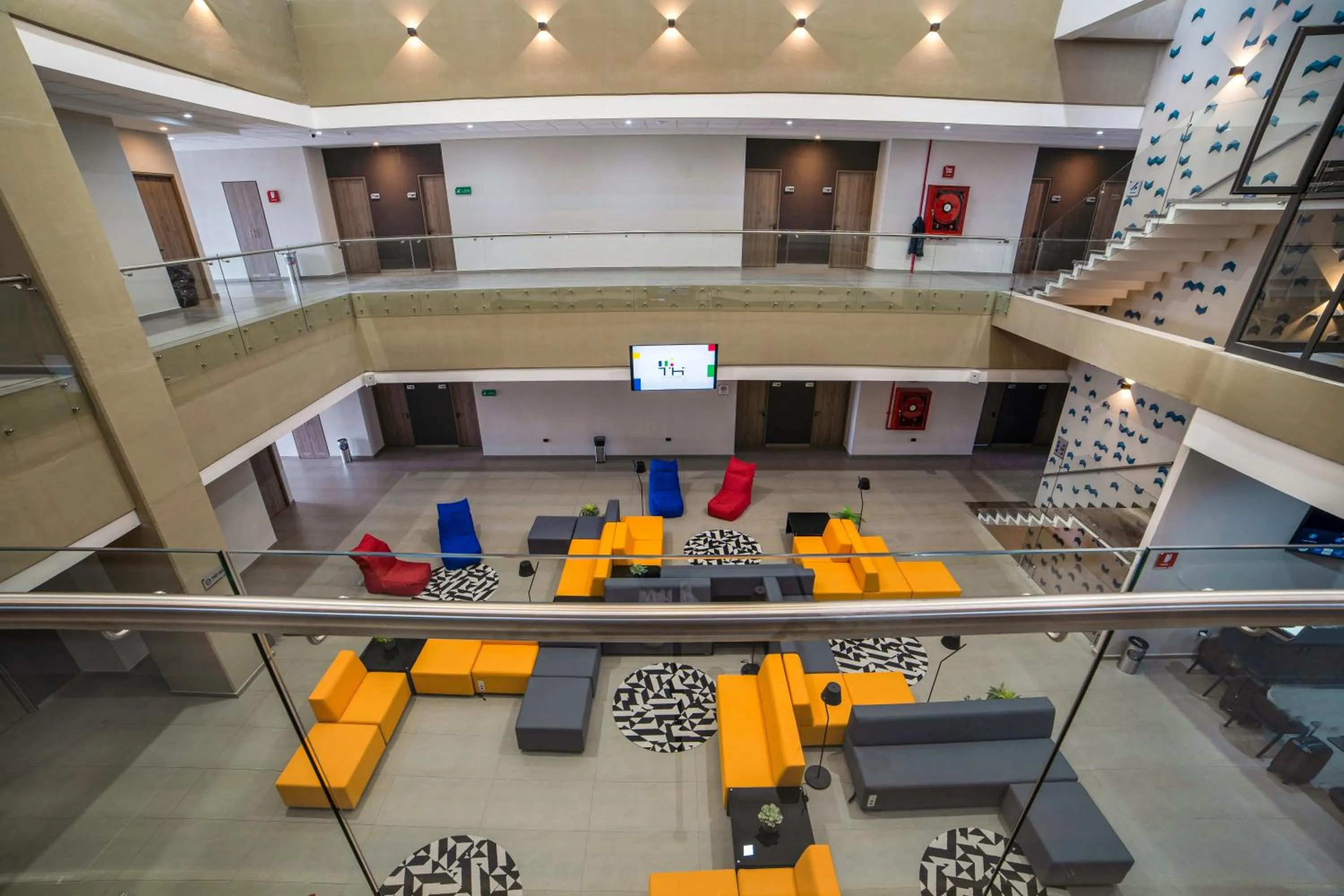 Area and facilities in TH HOTEL & VIVIENDA