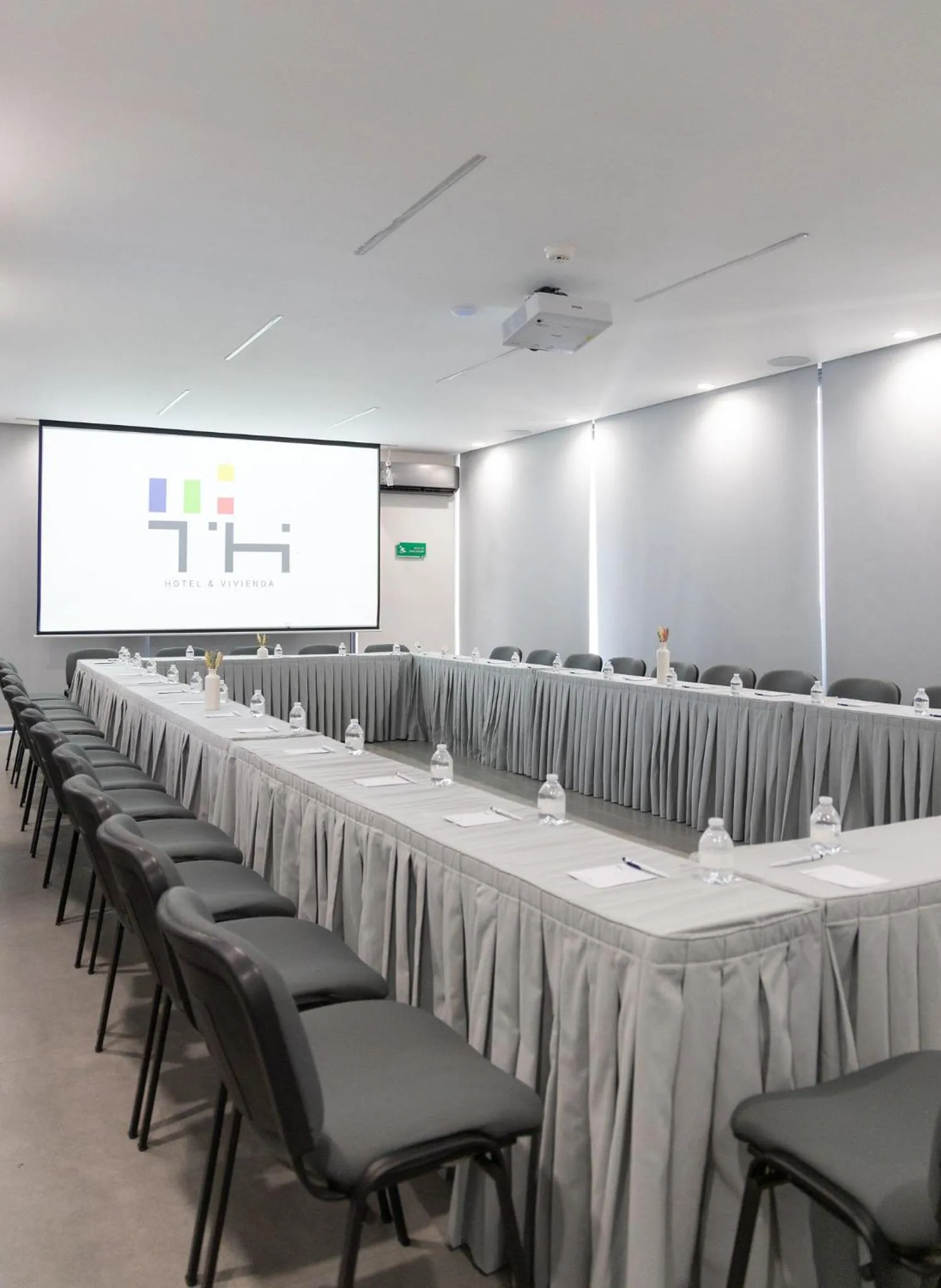 Meeting/conference room in TH HOTEL & VIVIENDA