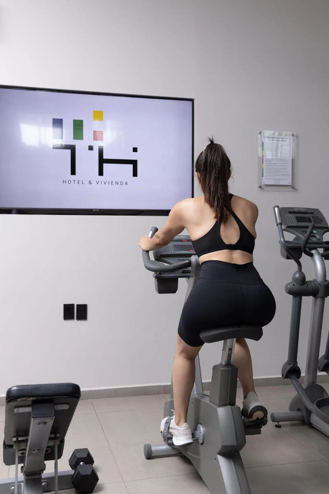 People in TH HOTEL & VIVIENDA