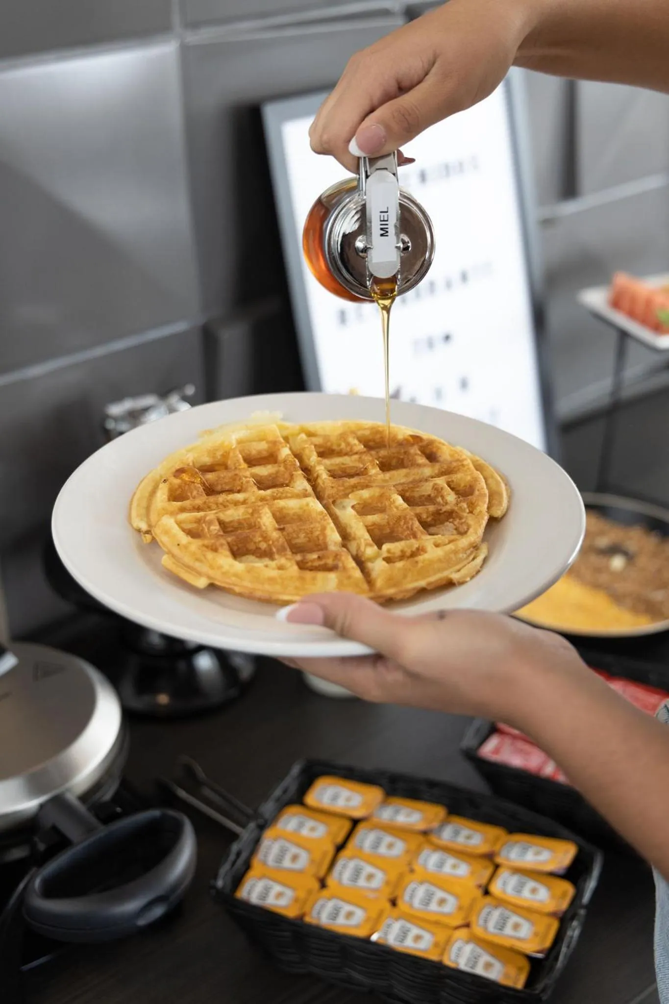 Food in TH HOTEL & VIVIENDA