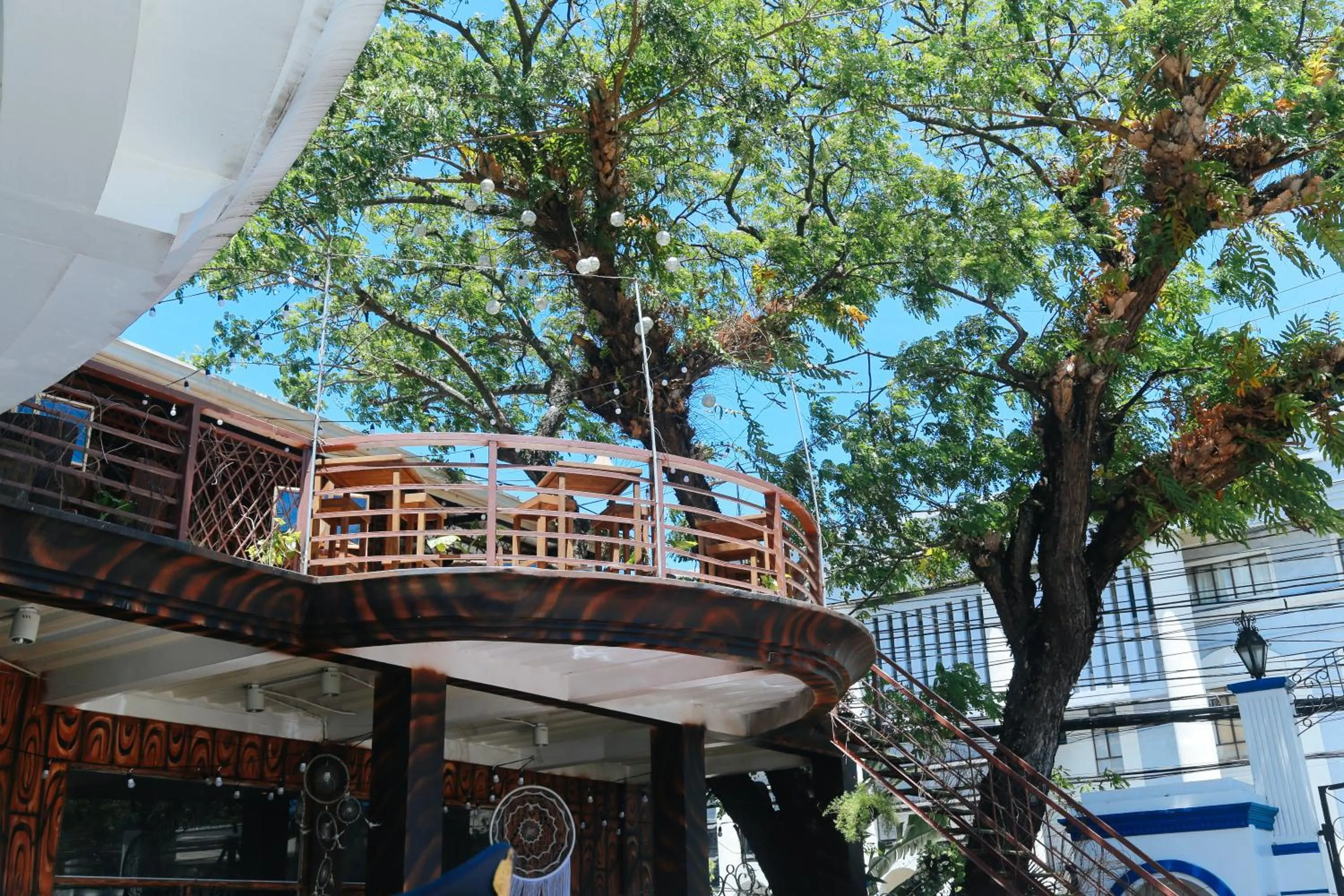 Restaurant/places to eat in RedDoorz Plus @ Castle Chateau Iloilo