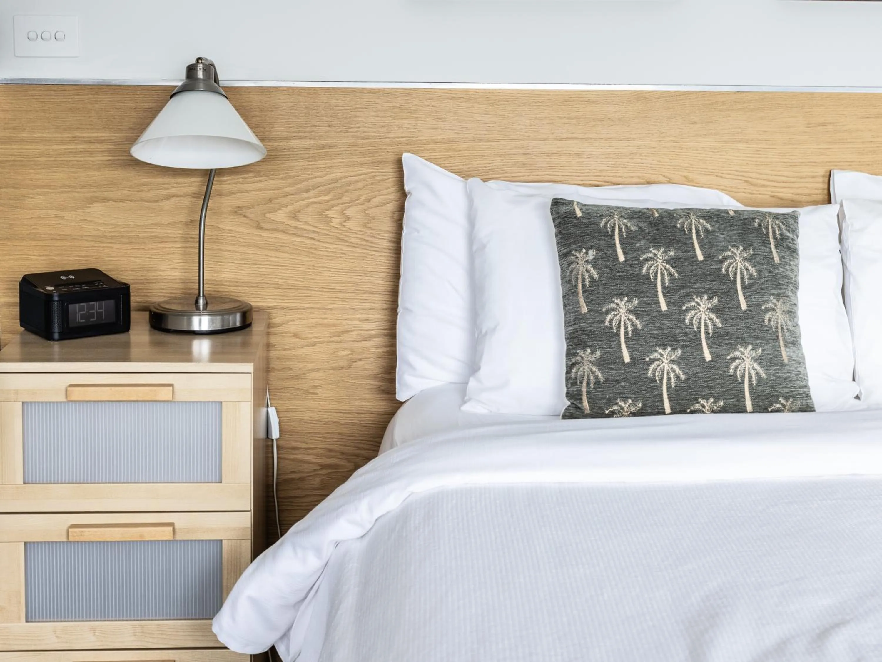 Bed in Hanging Rock Views