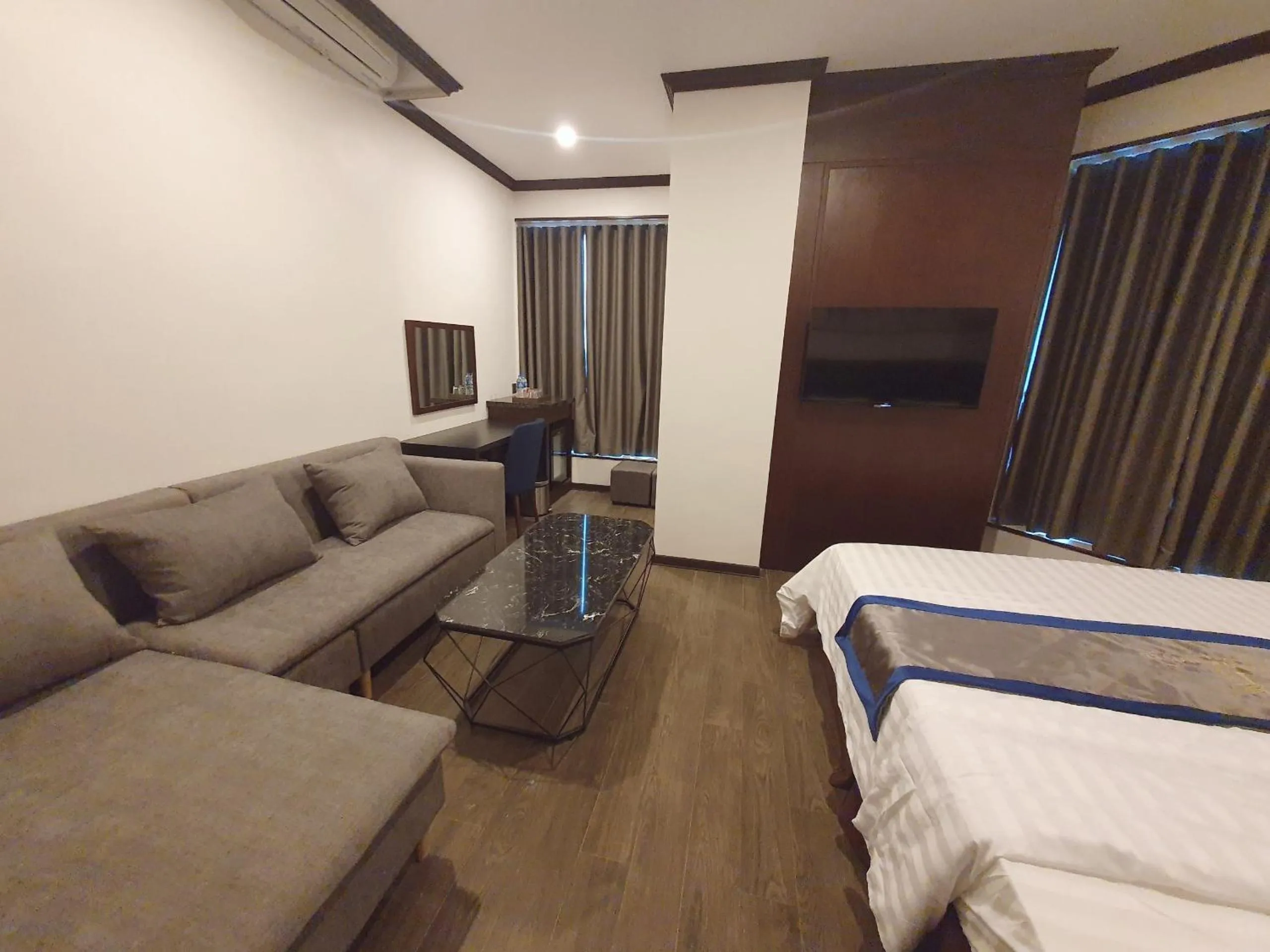 Bed in Kingdom Hotel Cua Lo