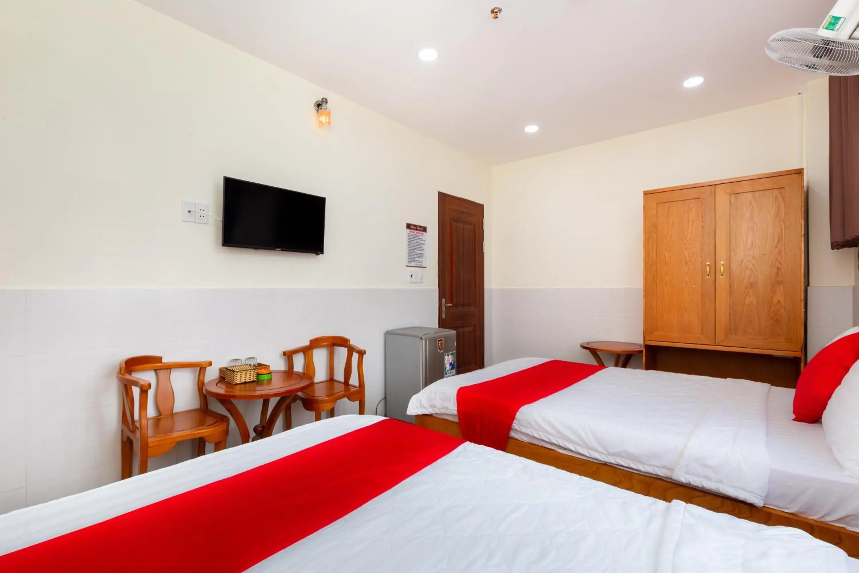 Bed in Rita Hotel Gò Vấp gần Bệnh Viện 175 Bed in Rita Hotel Gò Vấp gần Bệnh Viện 175