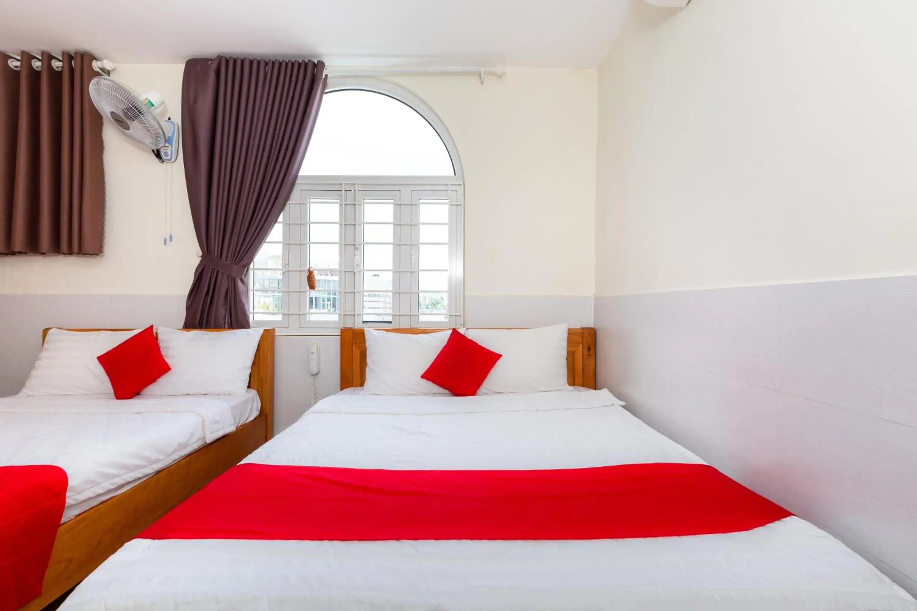 Bed in Rita Hotel Gò Vấp gần Bệnh Viện 175 Bed in Rita Hotel Gò Vấp gần Bệnh Viện 175