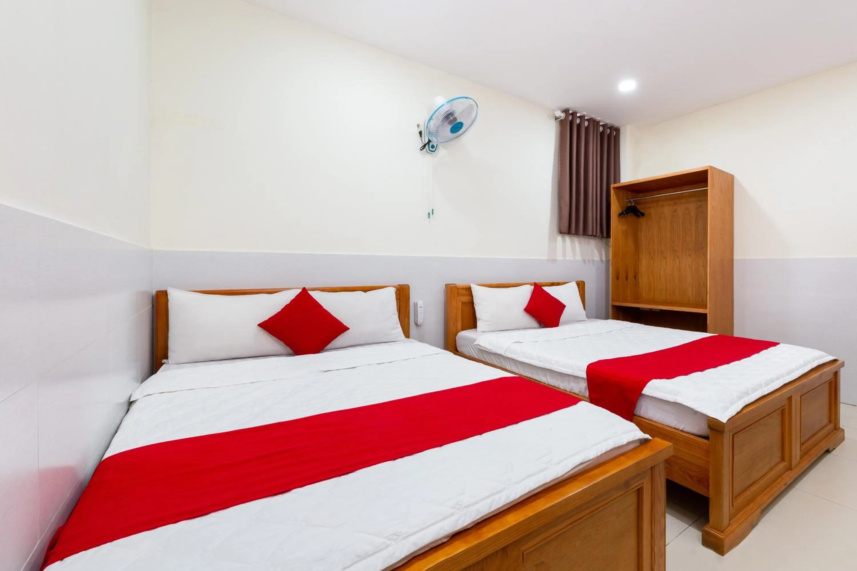 Bed in Rita Hotel Gò Vấp gần Bệnh Viện 175