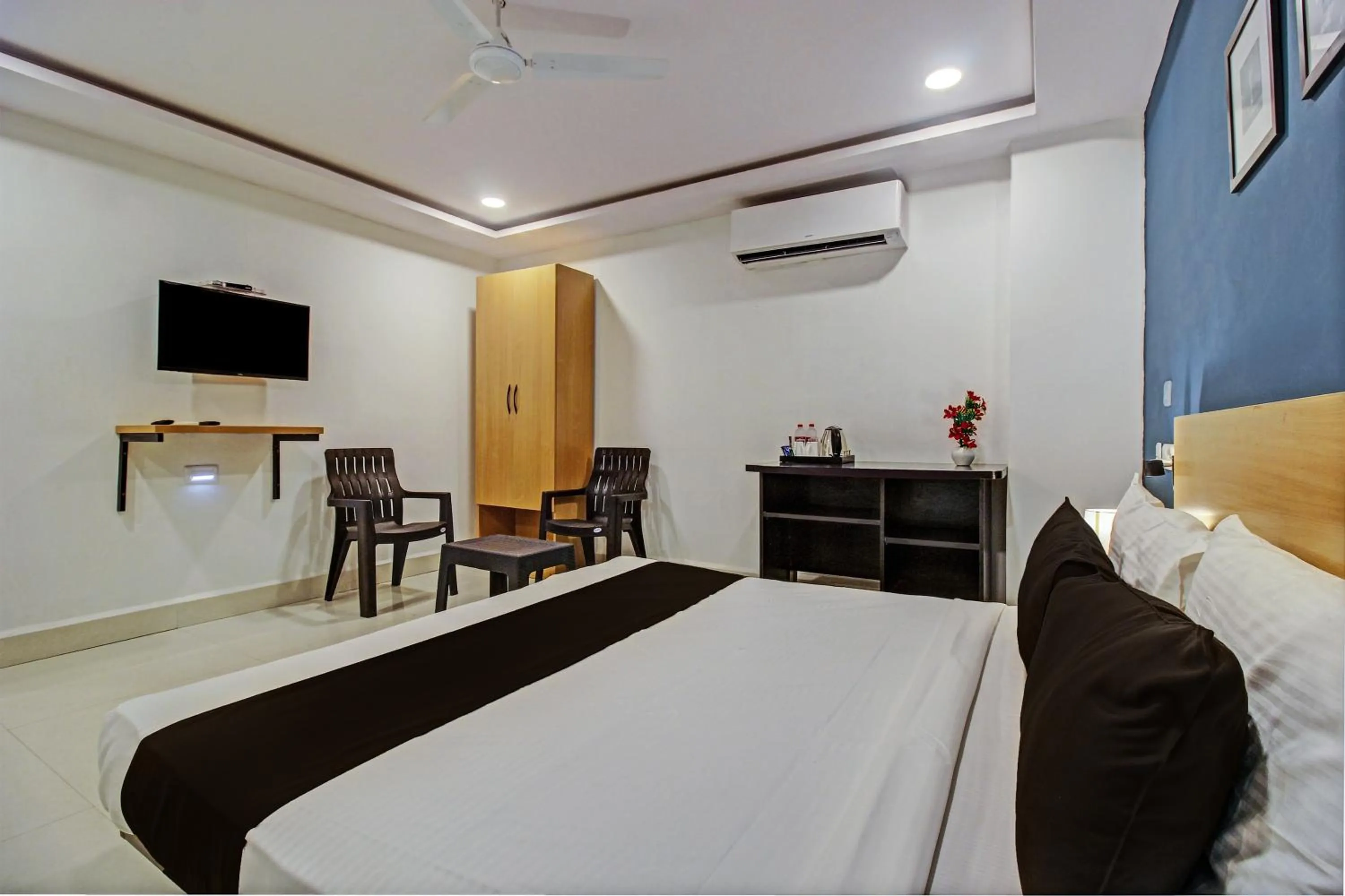 Bedroom, Bed in Hotel O Qualia Miyapur