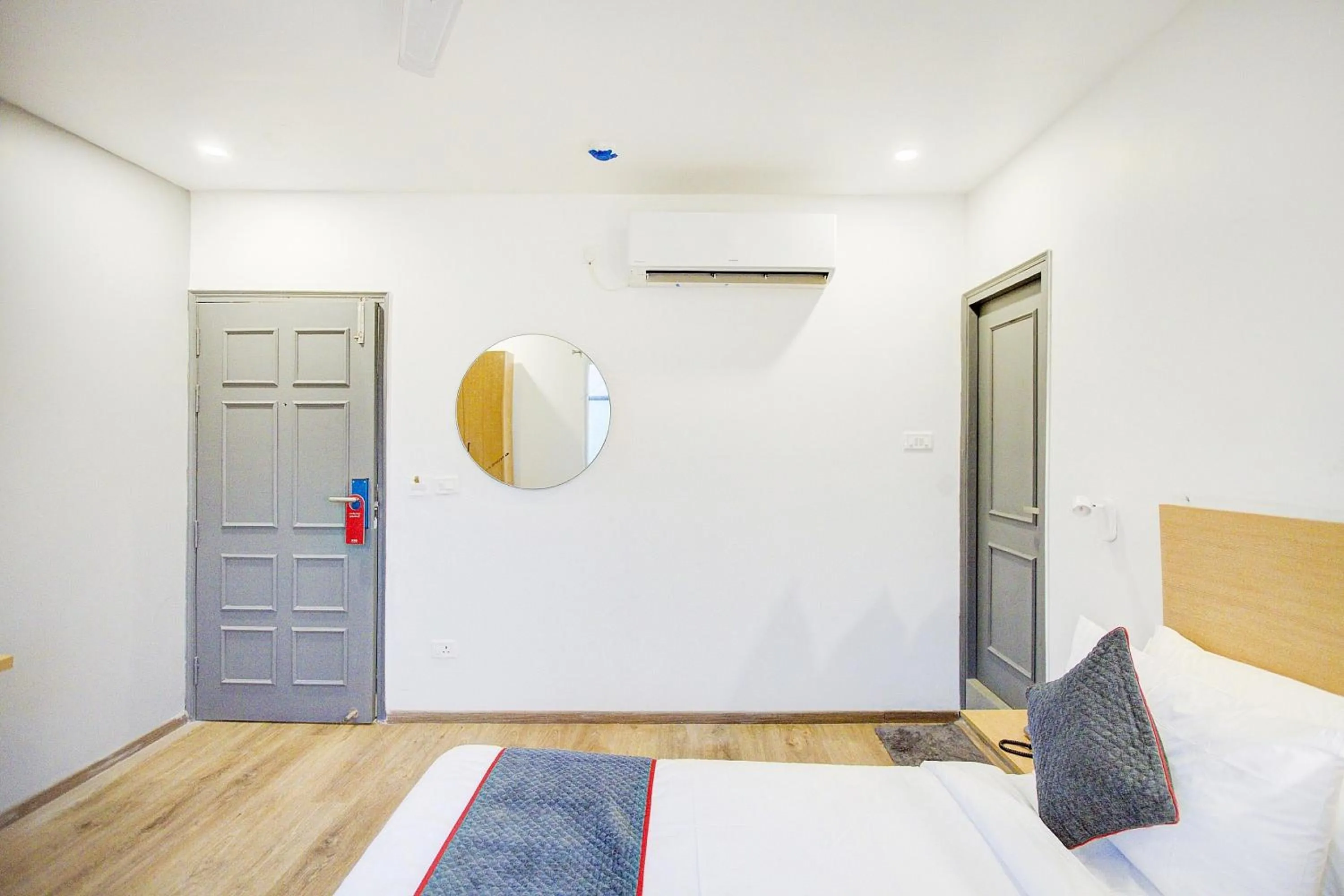 Other, Bed in Super Townhouse Townhouse Atal Chowk Indirapuram Ghaziabad