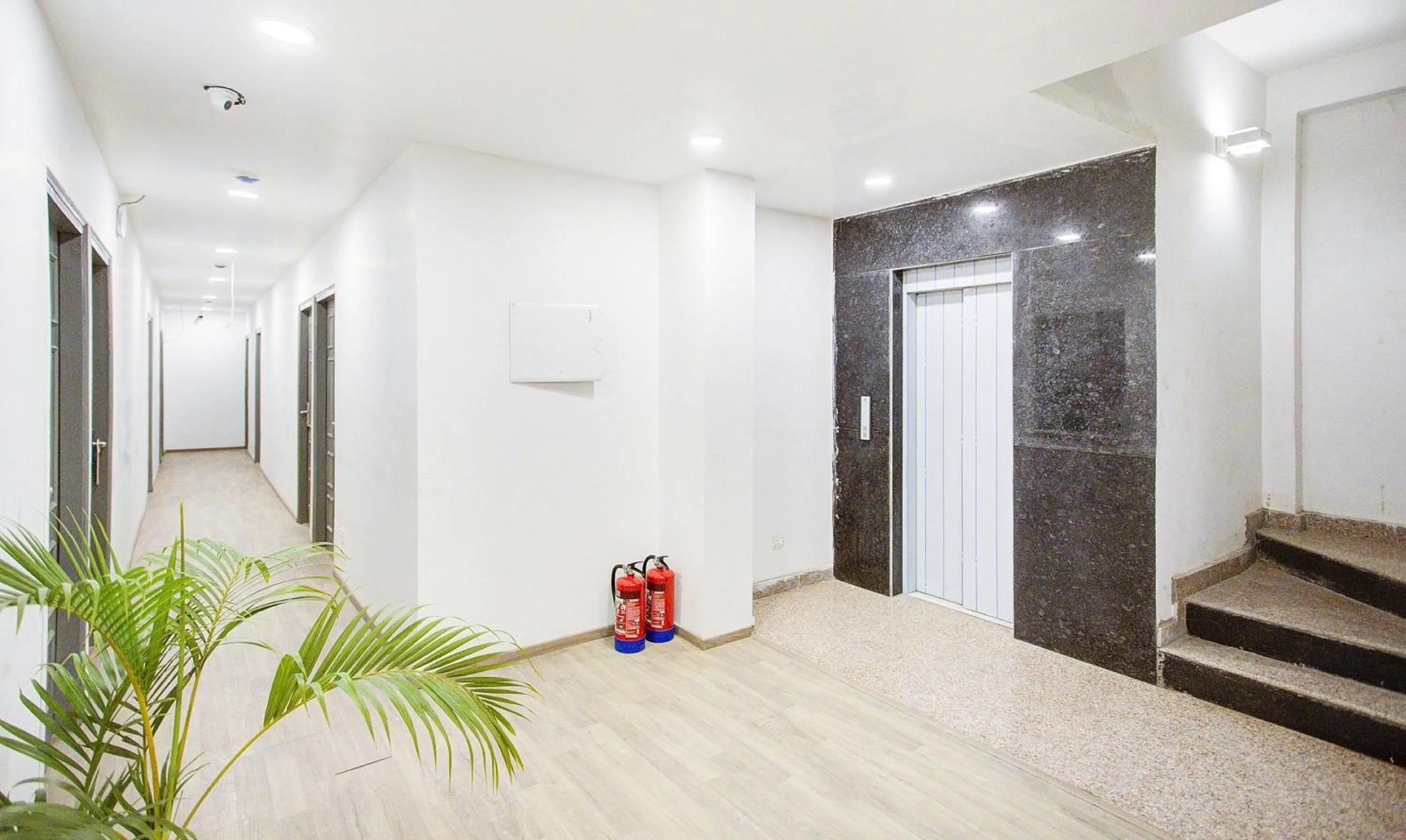 Lobby or reception in Super Townhouse Townhouse Atal Chowk Indirapuram Ghaziabad