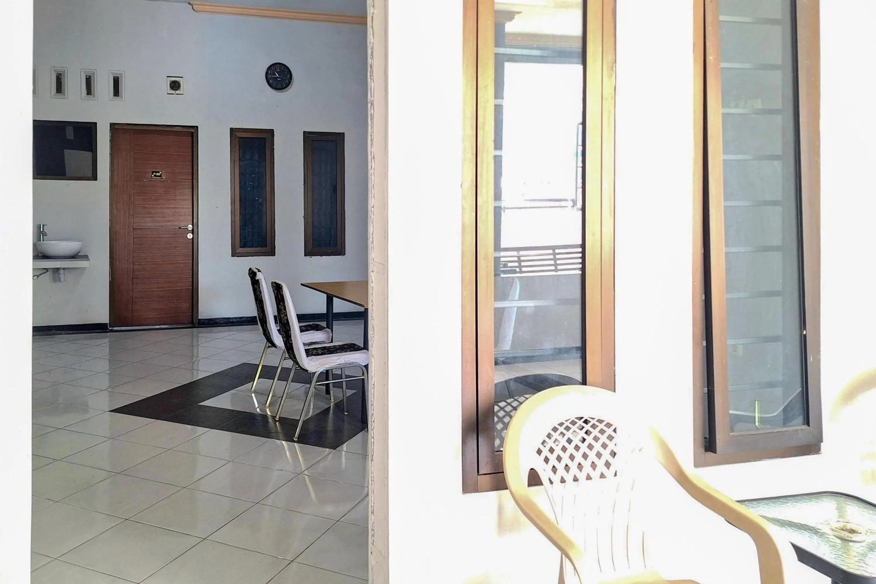 Seating area in Urbanview The Halona near Jawa Timur Park 4