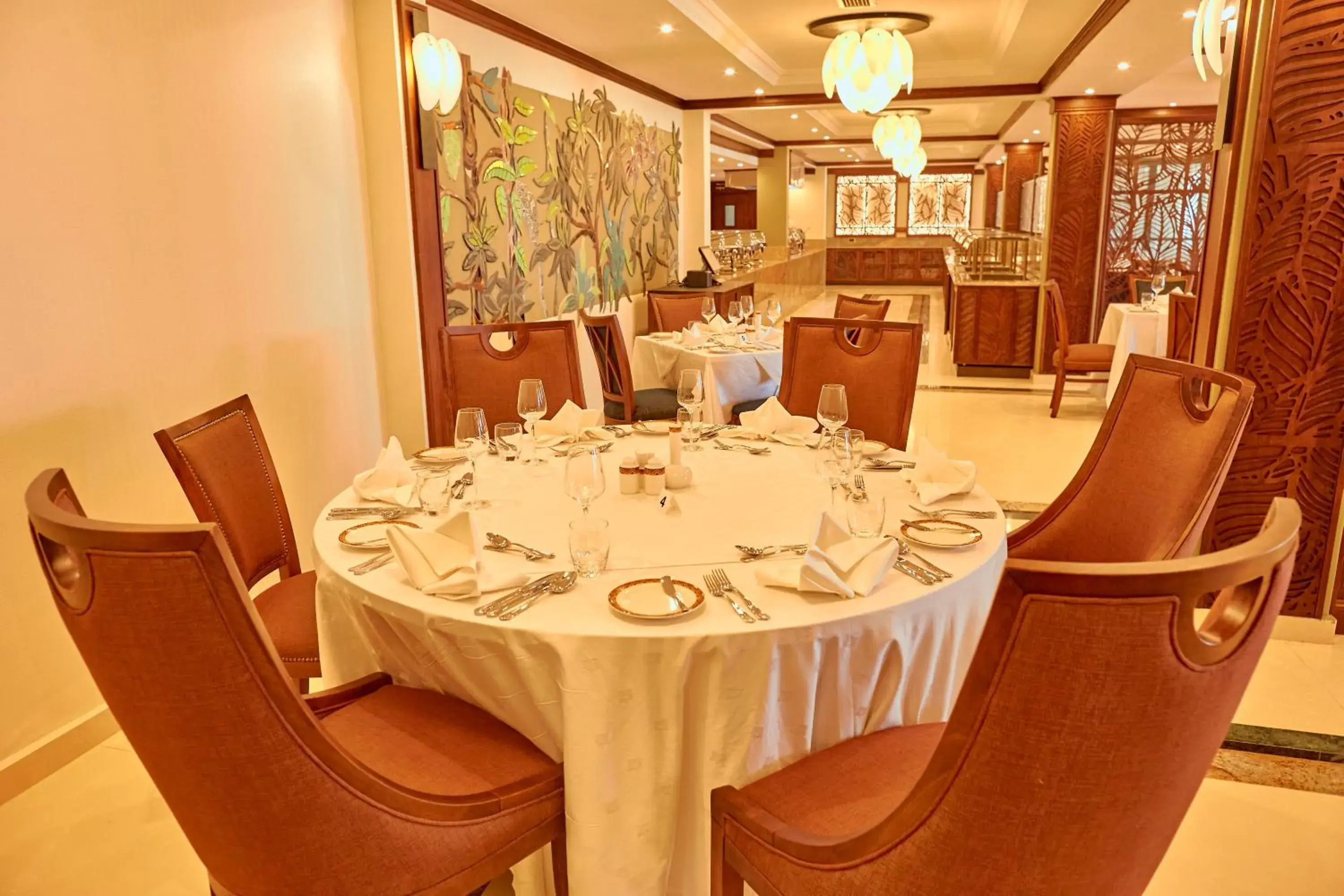 Restaurant/places to eat in Goma Serena Hotel Restaurant/places to eat in Goma Serena Hotel