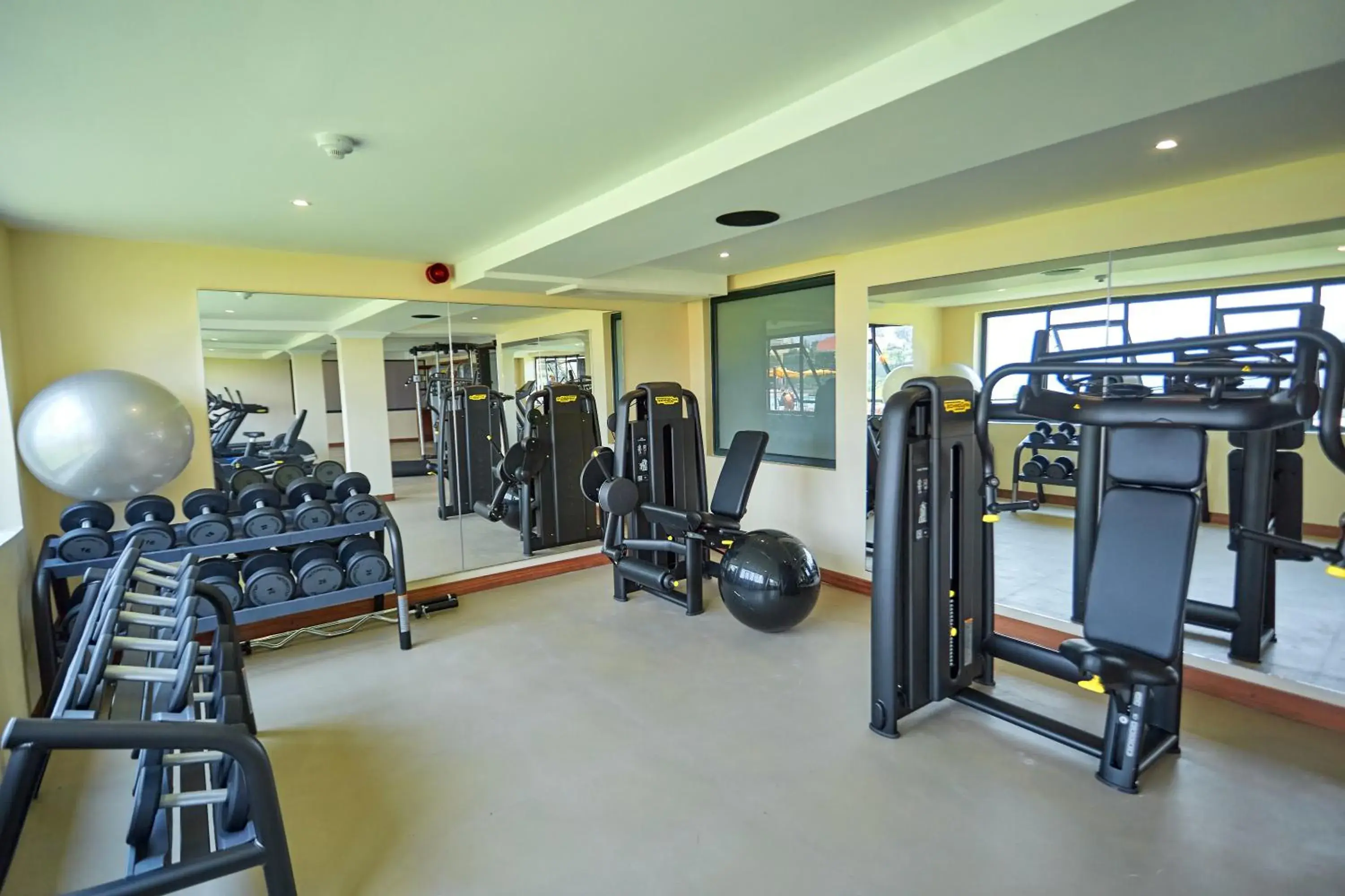 Fitness centre/facilities in Goma Serena Hotel Fitness centre/facilities in Goma Serena Hotel