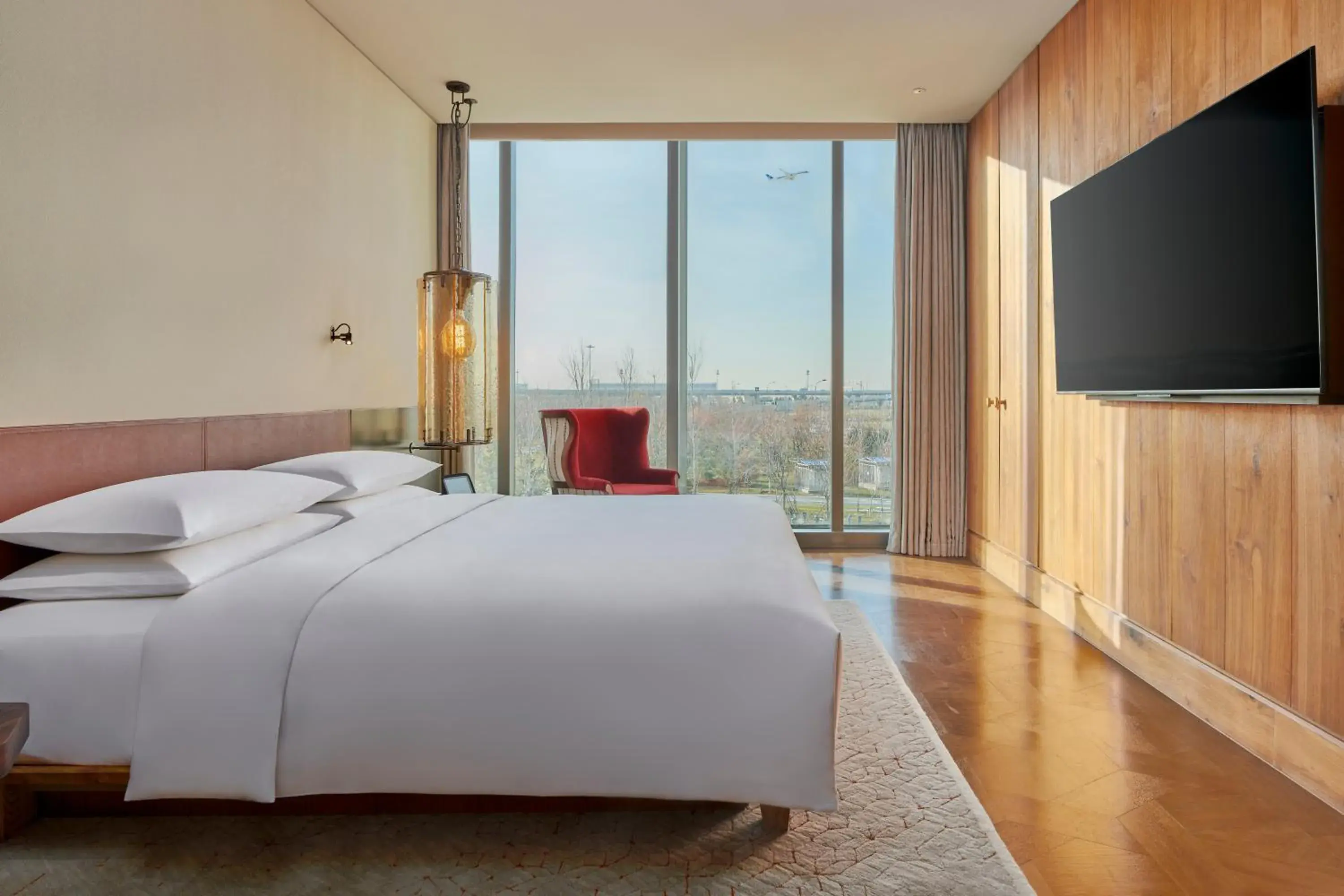 Bedroom, Bed in Mumian Beijing Daxing International Airport, part of Hyatt Bedroom, Bed in Mumian Beijing Daxing International Airport, part of Hyatt