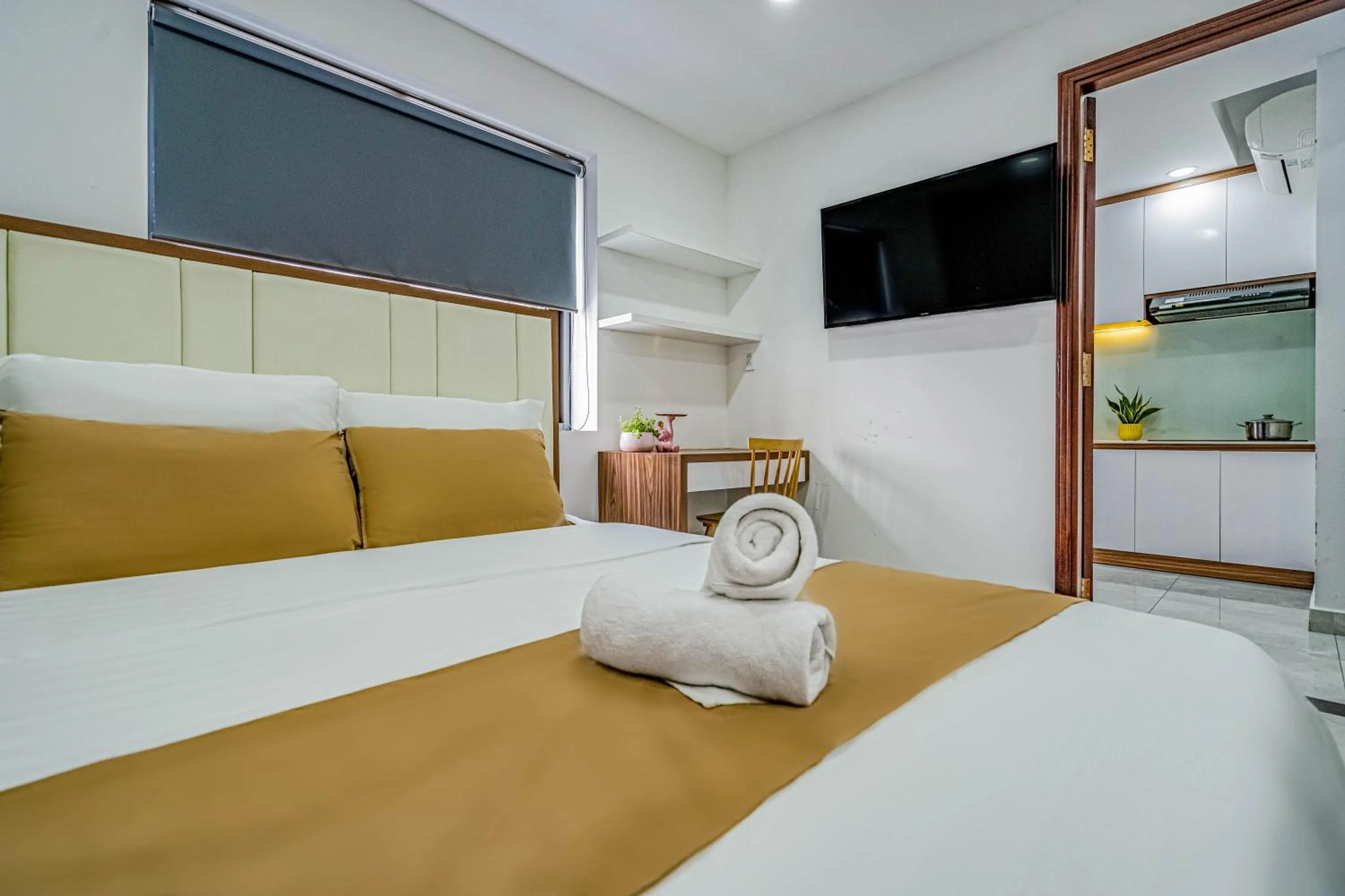 Bed in Spring Hill Apartment -The High Class