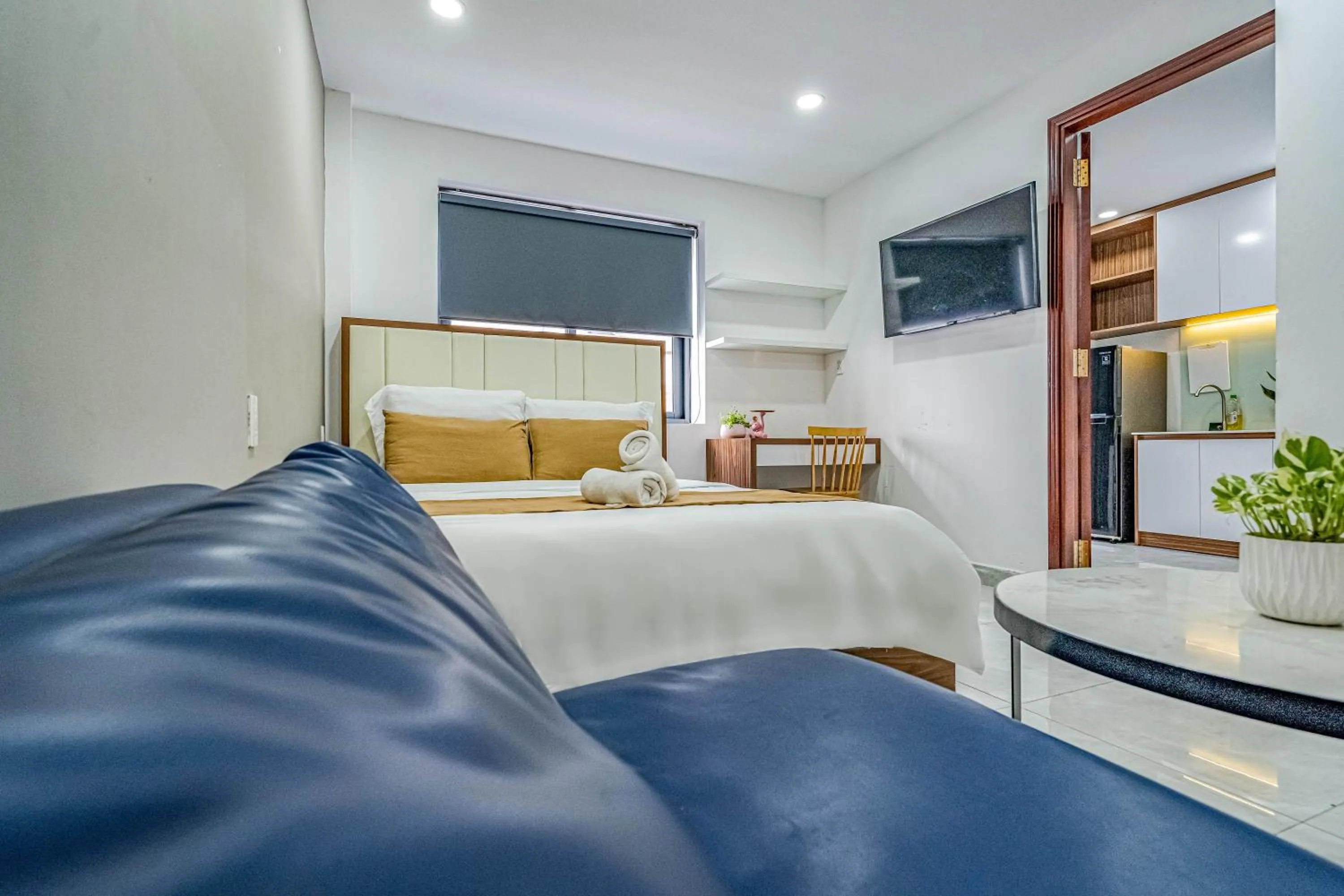 Bed in Spring Hill Apartment -The High Class