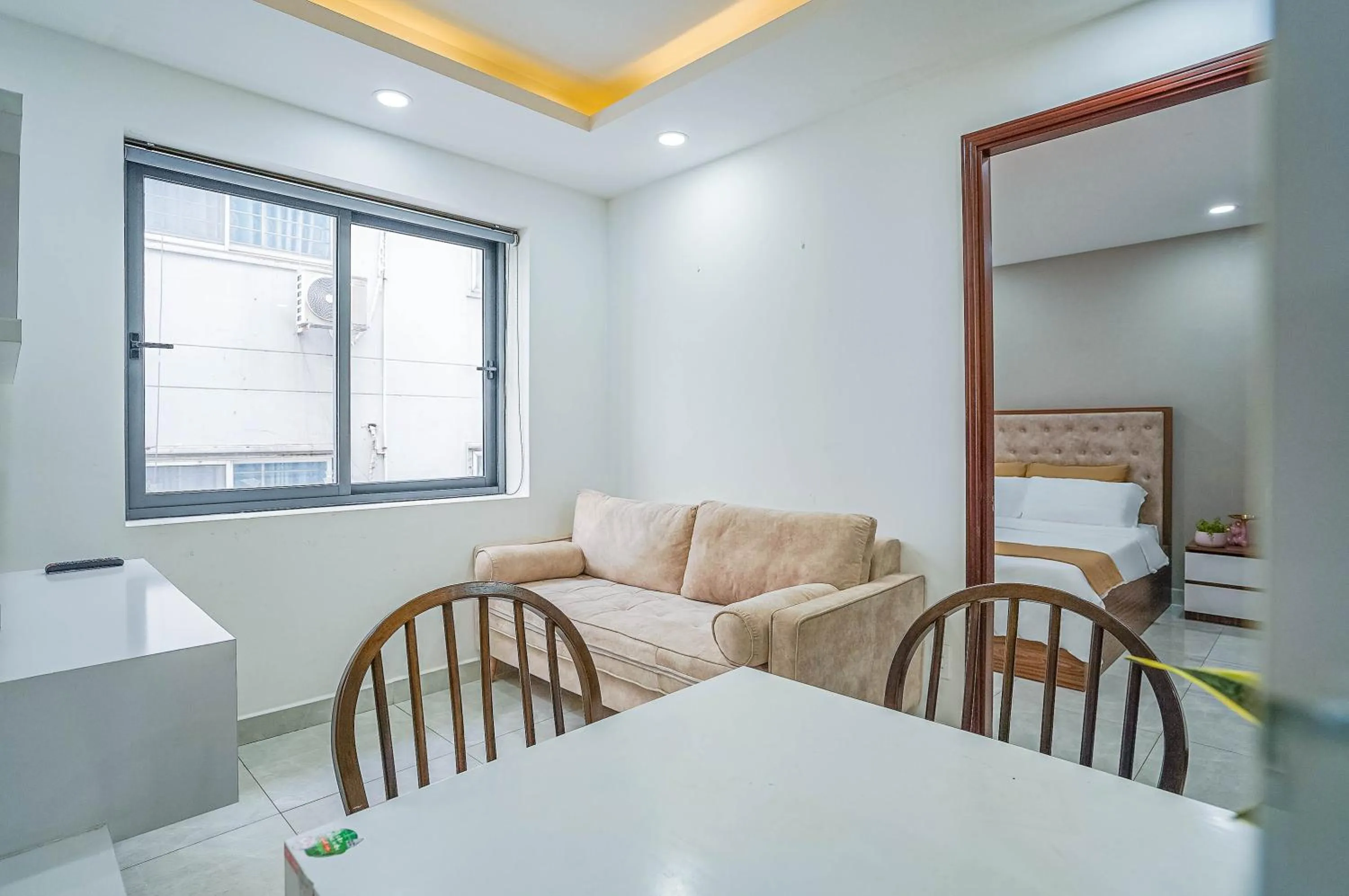 Living room in Spring Hill Apartment -The High Class