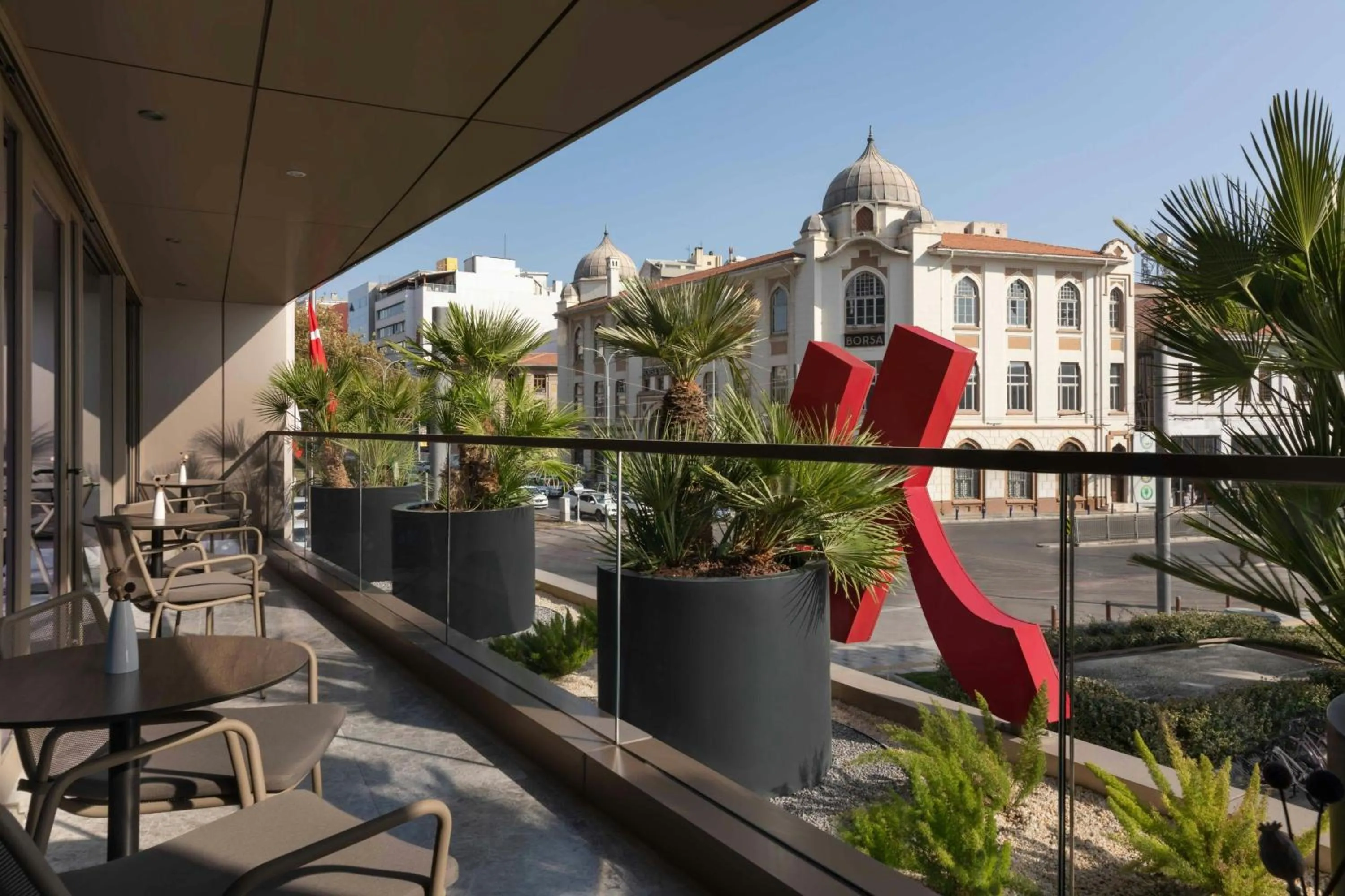 Lounge or bar in Izmir Marriott Hotel