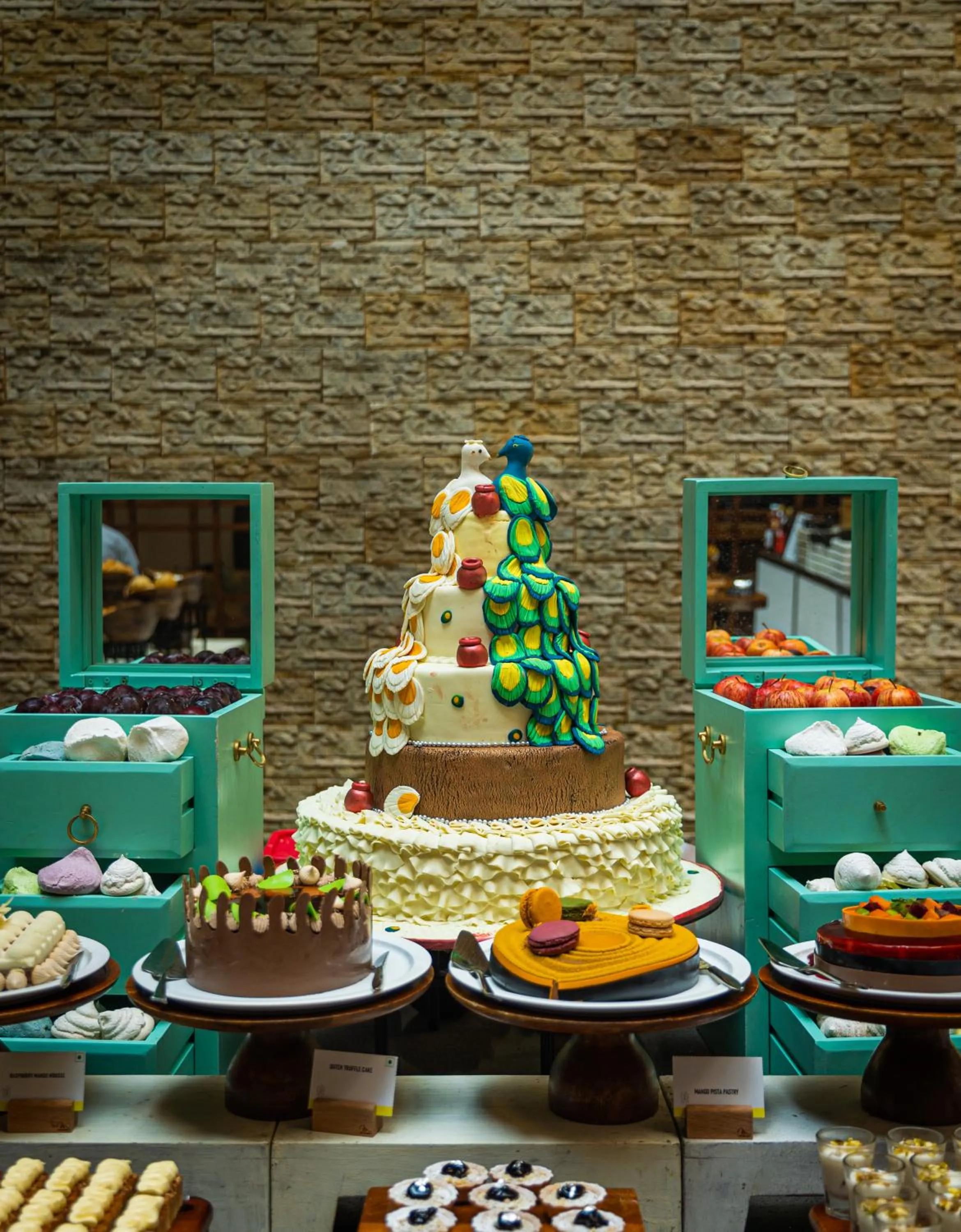 Food and drinks in The Westin Goa