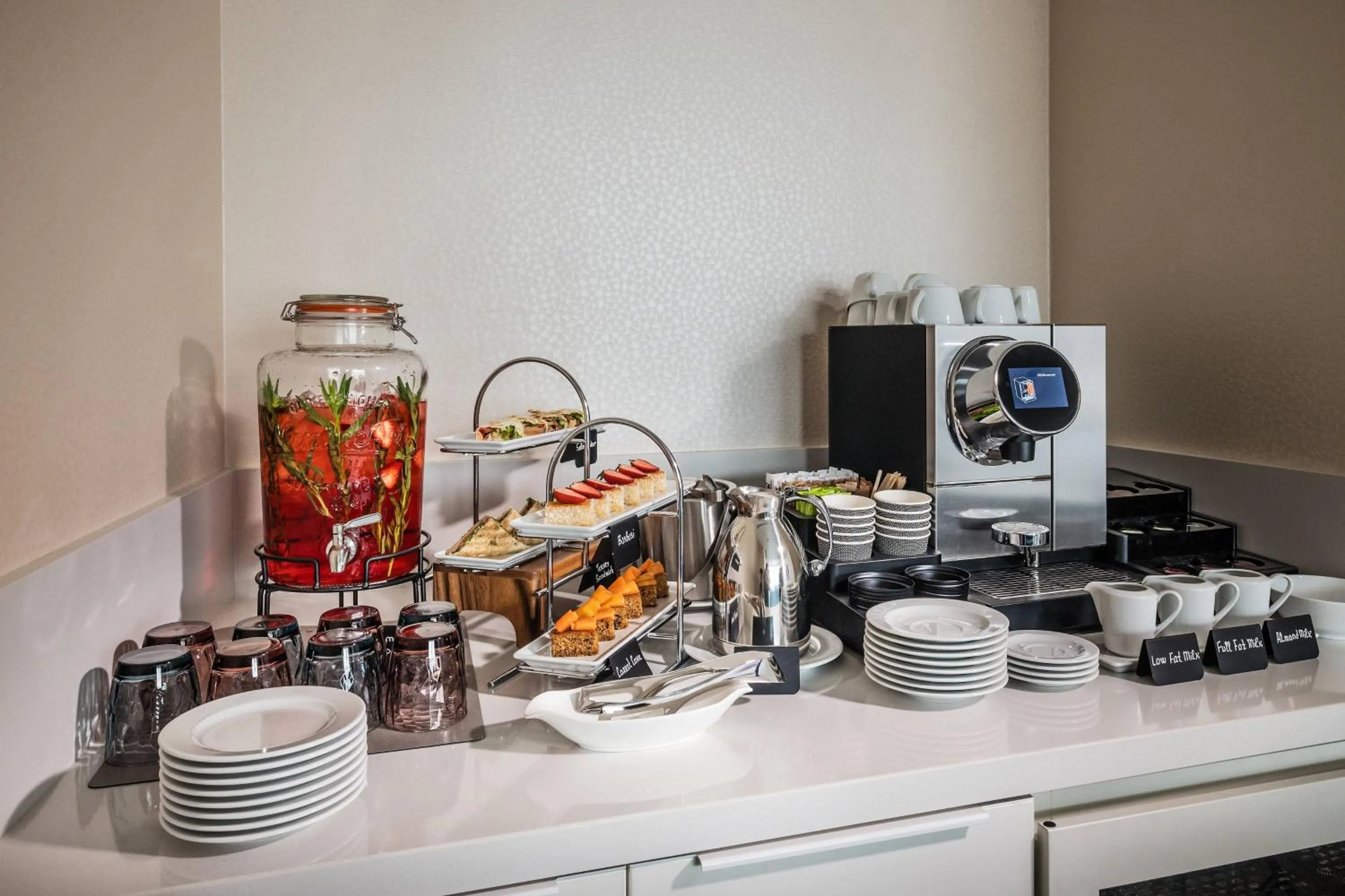 Meeting/conference room in Courtyard by Marriott Baku