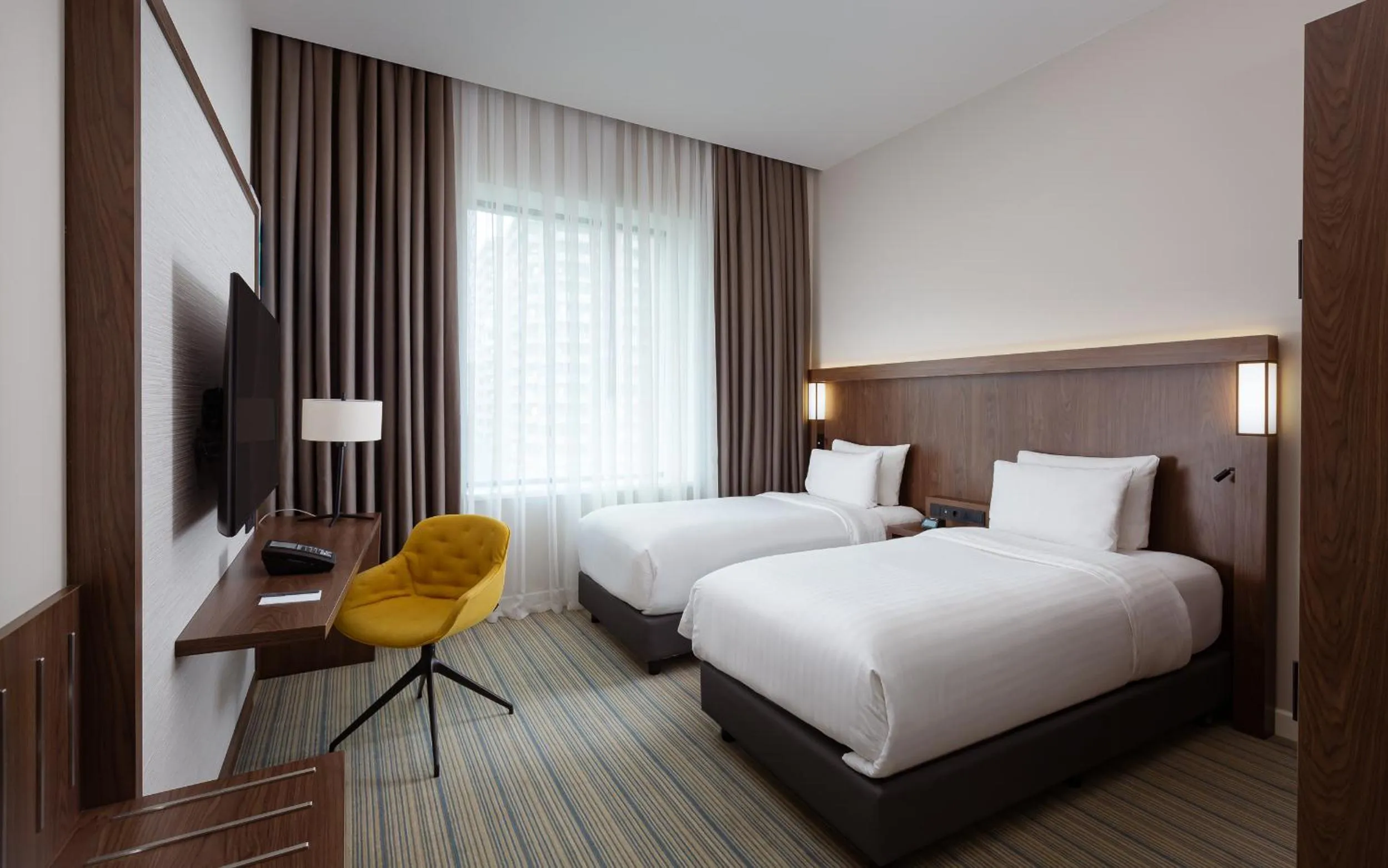 Bed in Courtyard by Marriott Baku